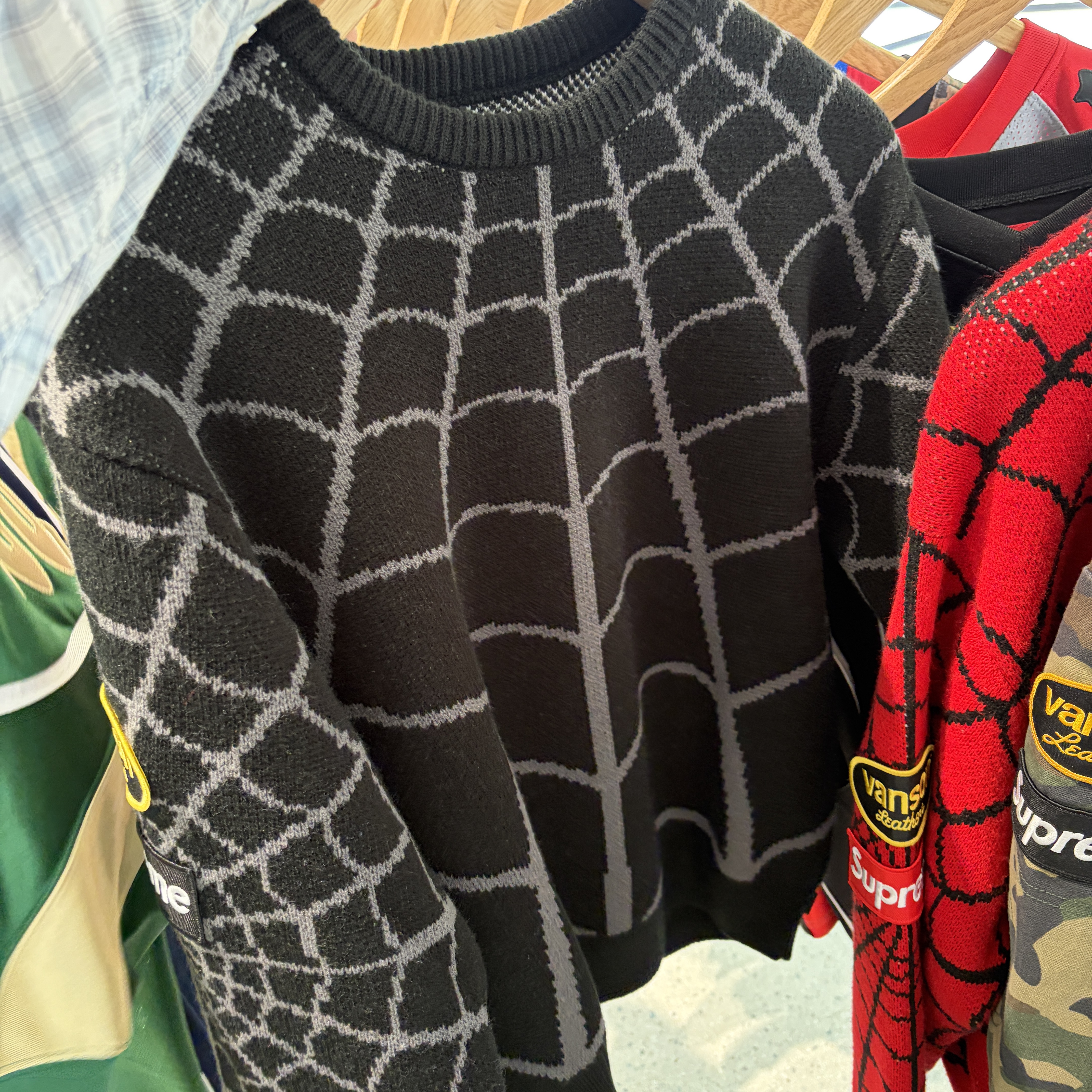 Supreme x Vanson Leathers Spider-Man Sweater Black - 26SS 착용 스타일
