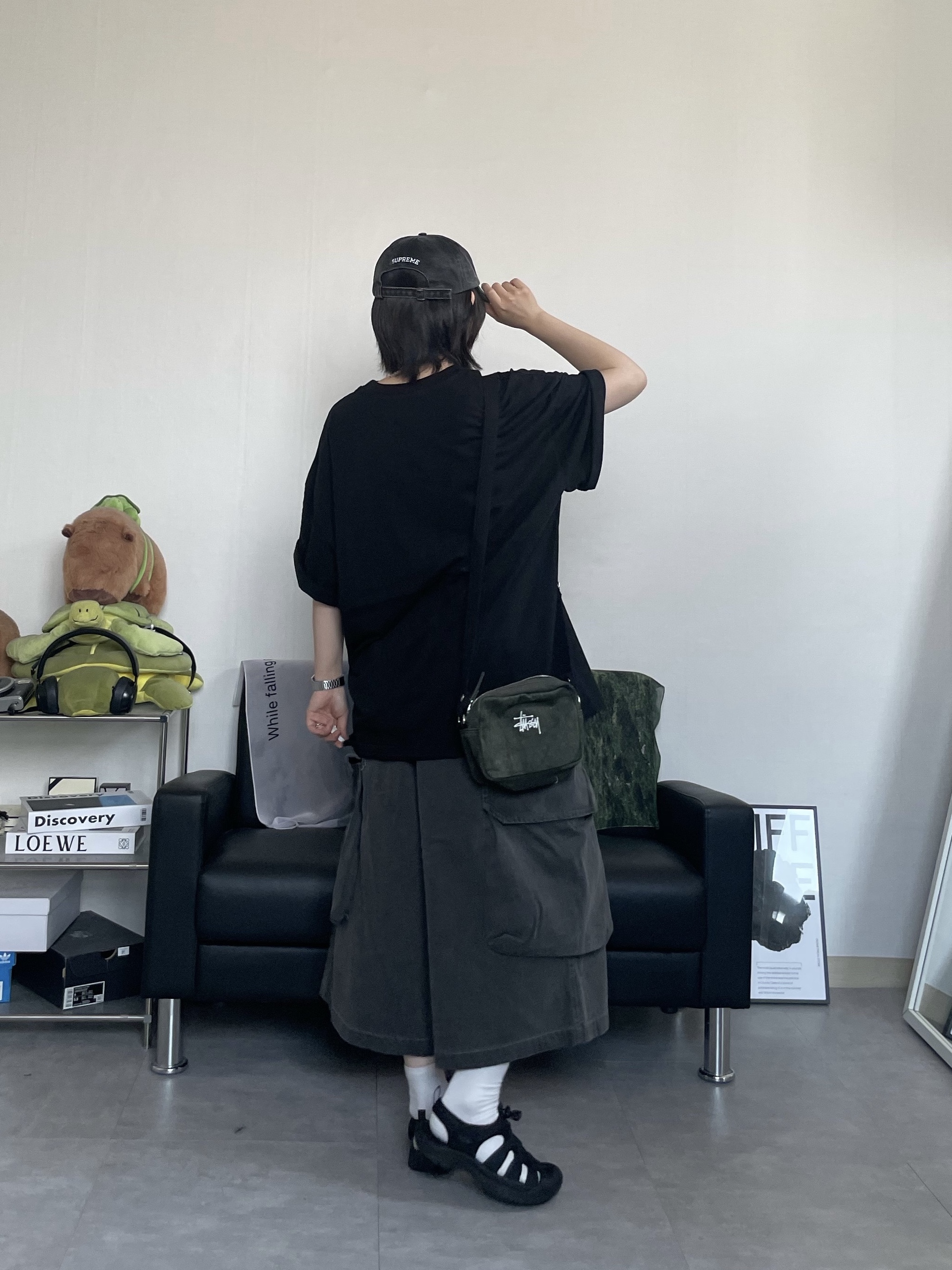 Supreme Pigment Canvas S Logo 6-Panel Black - 23SS, (W) Keen Newport H2 Triple Black 착용 스타일 - 5
