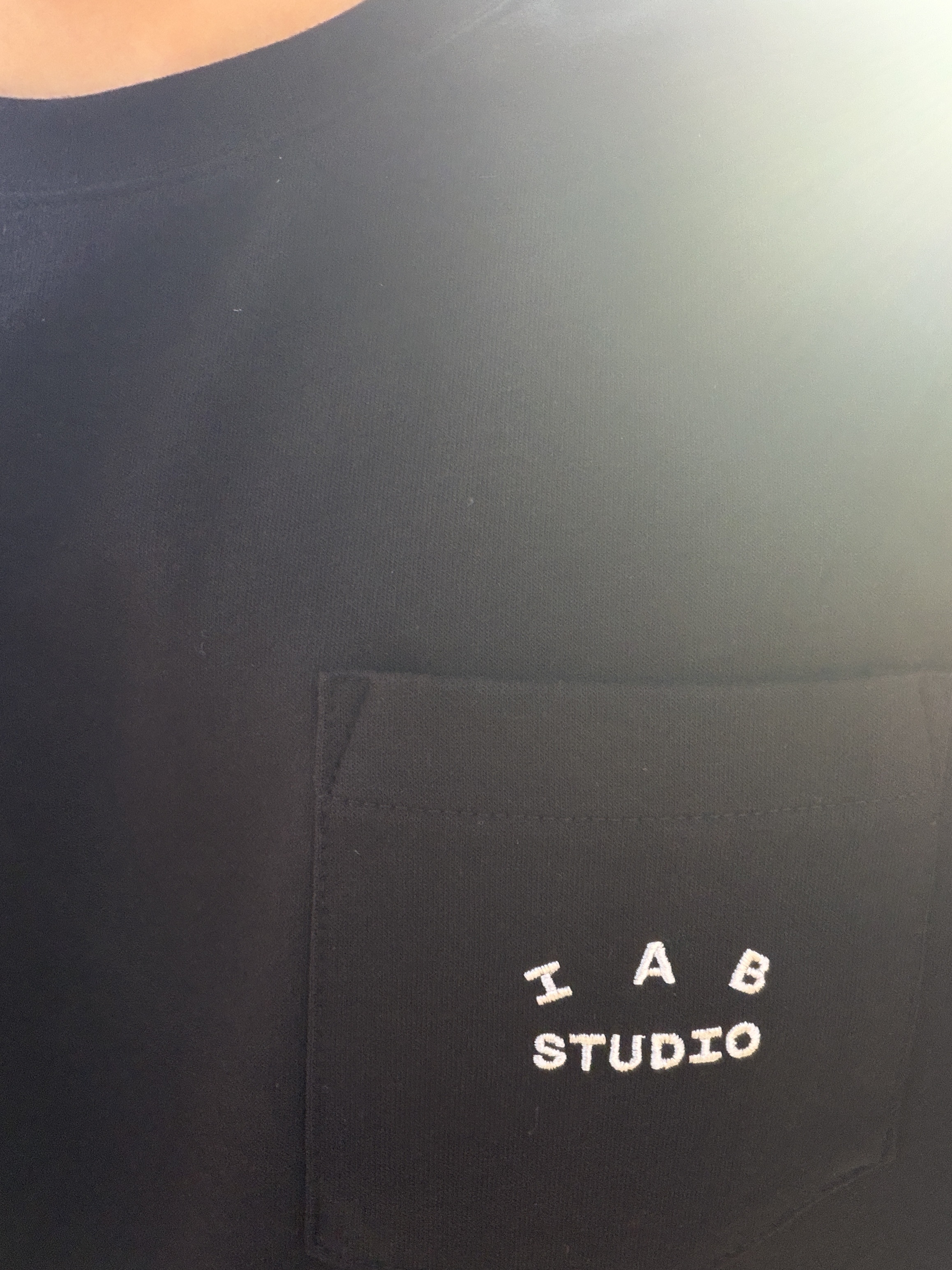 IAB Studio IAB Pocket T-shirt Black 착용 스타일