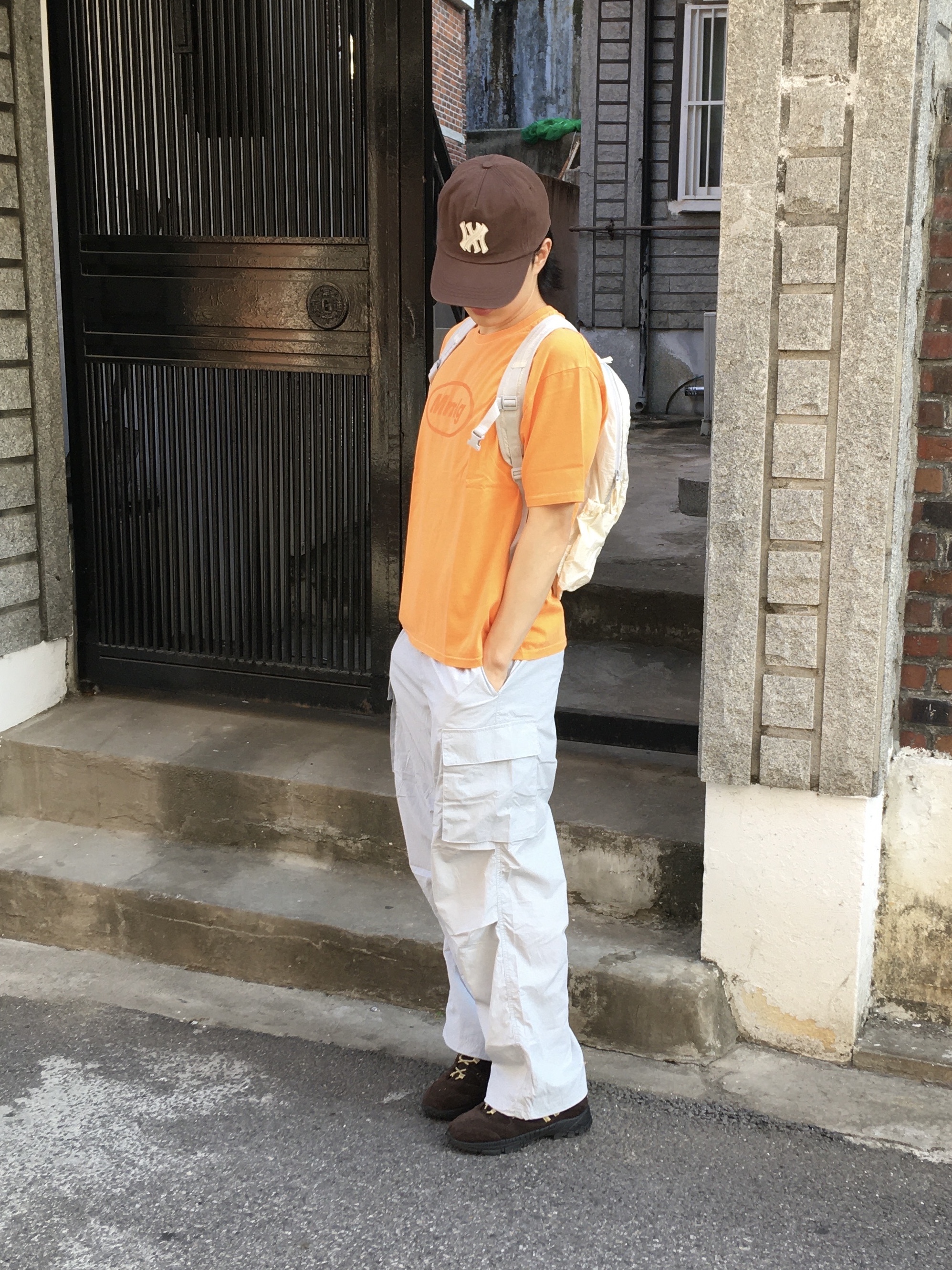 [6% 적립] NegativeThree Moley Tracking Sneakers Nut Brown 착용 스타일
