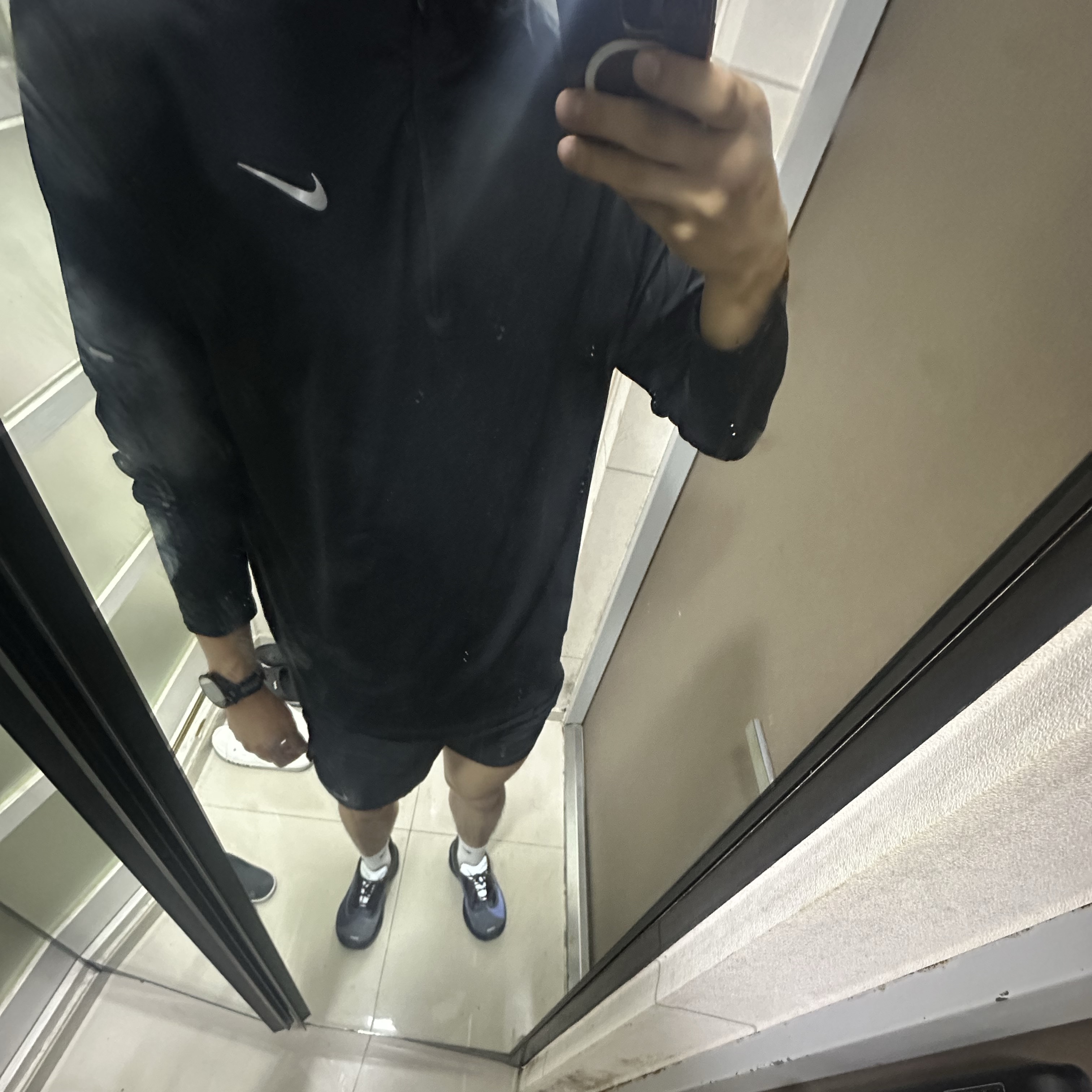 Nike Dri-Fit Element Quarter Zip Running Top Black, Nike Dri-Fit Stride 7 Inch Brief Lined Running Shorts Black - Asia 착용 스타일