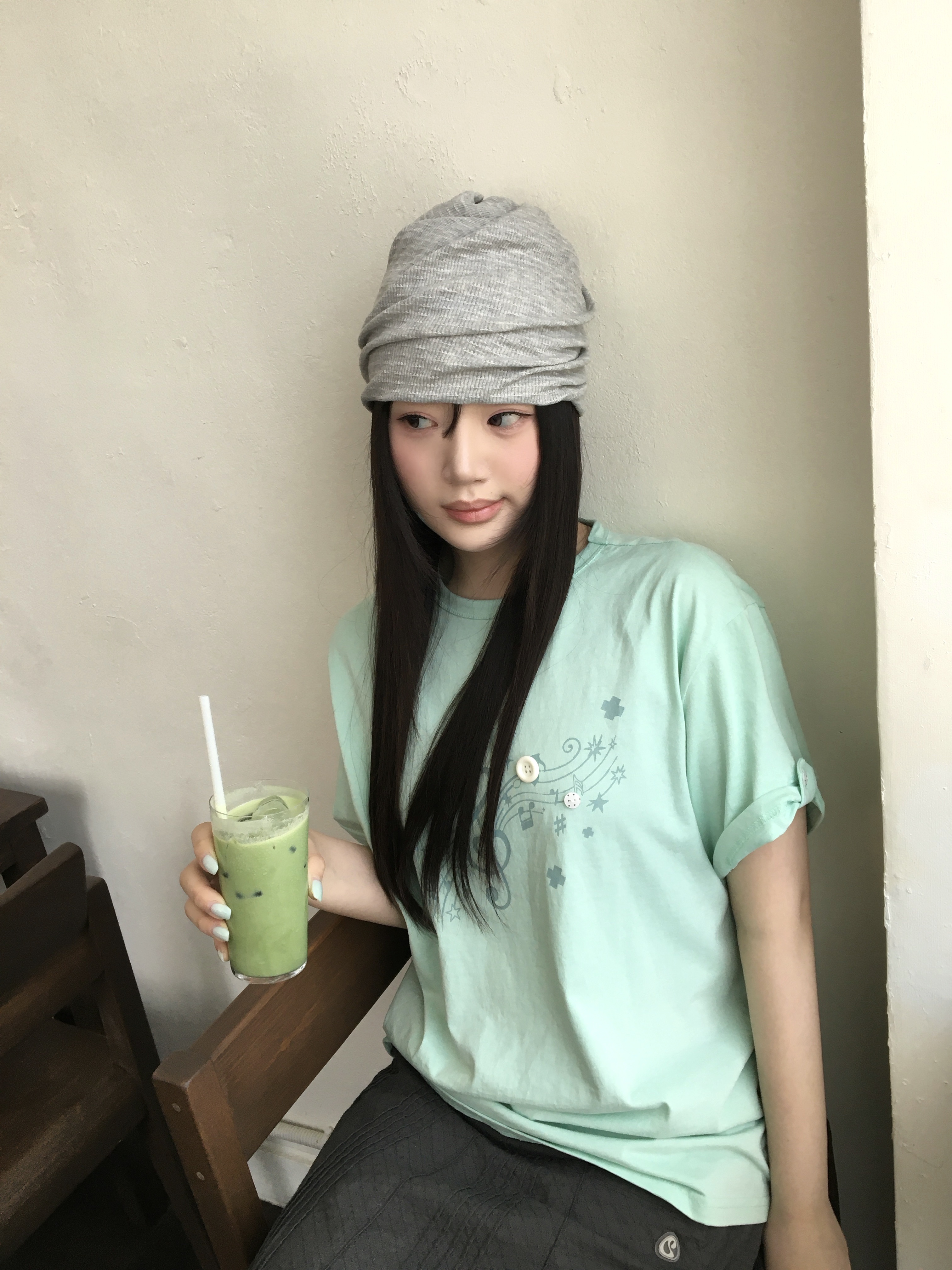MILLO WOMEN Wide Slub Beanie Melange Gray 착용 스타일