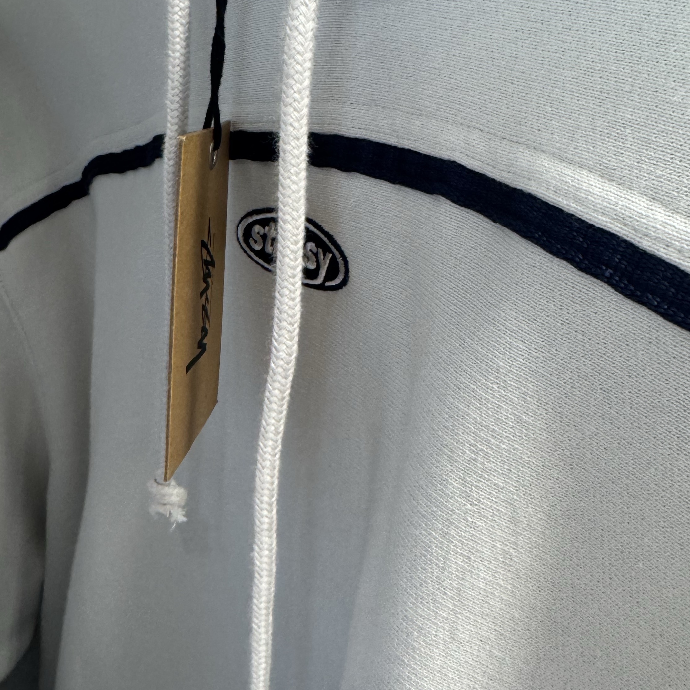 Stussy Oval Pullover Hoodie Stone 착용 스타일