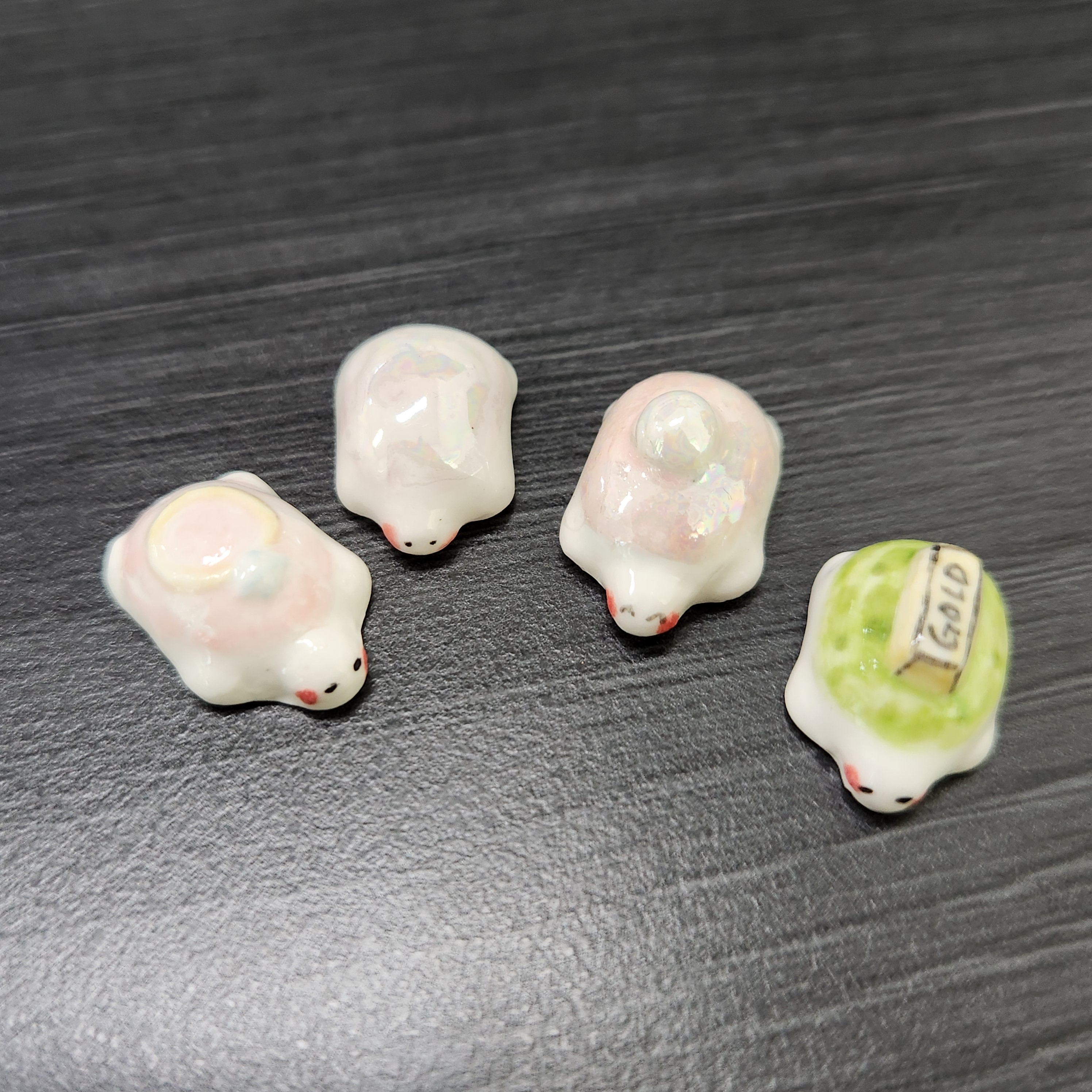 ANIMINI Lucky Turtle Pearl (2type), [KREAM 단독] ANIMINI Lucky Turtle 3D Jewel (5colors) 착용 스타일 - 1