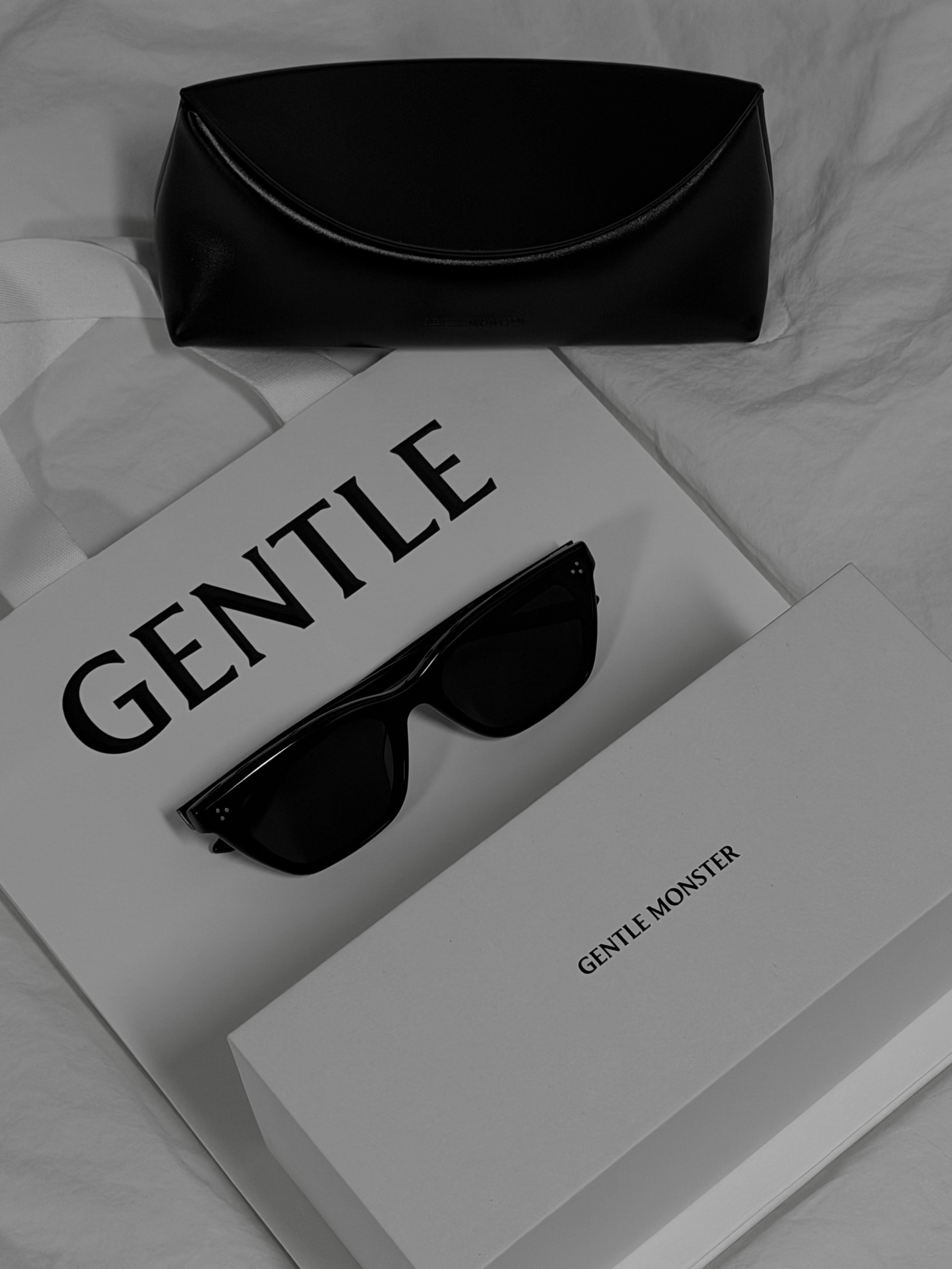 Gentle Monster Dodo 01 Black Black 착용 스타일 - 1
