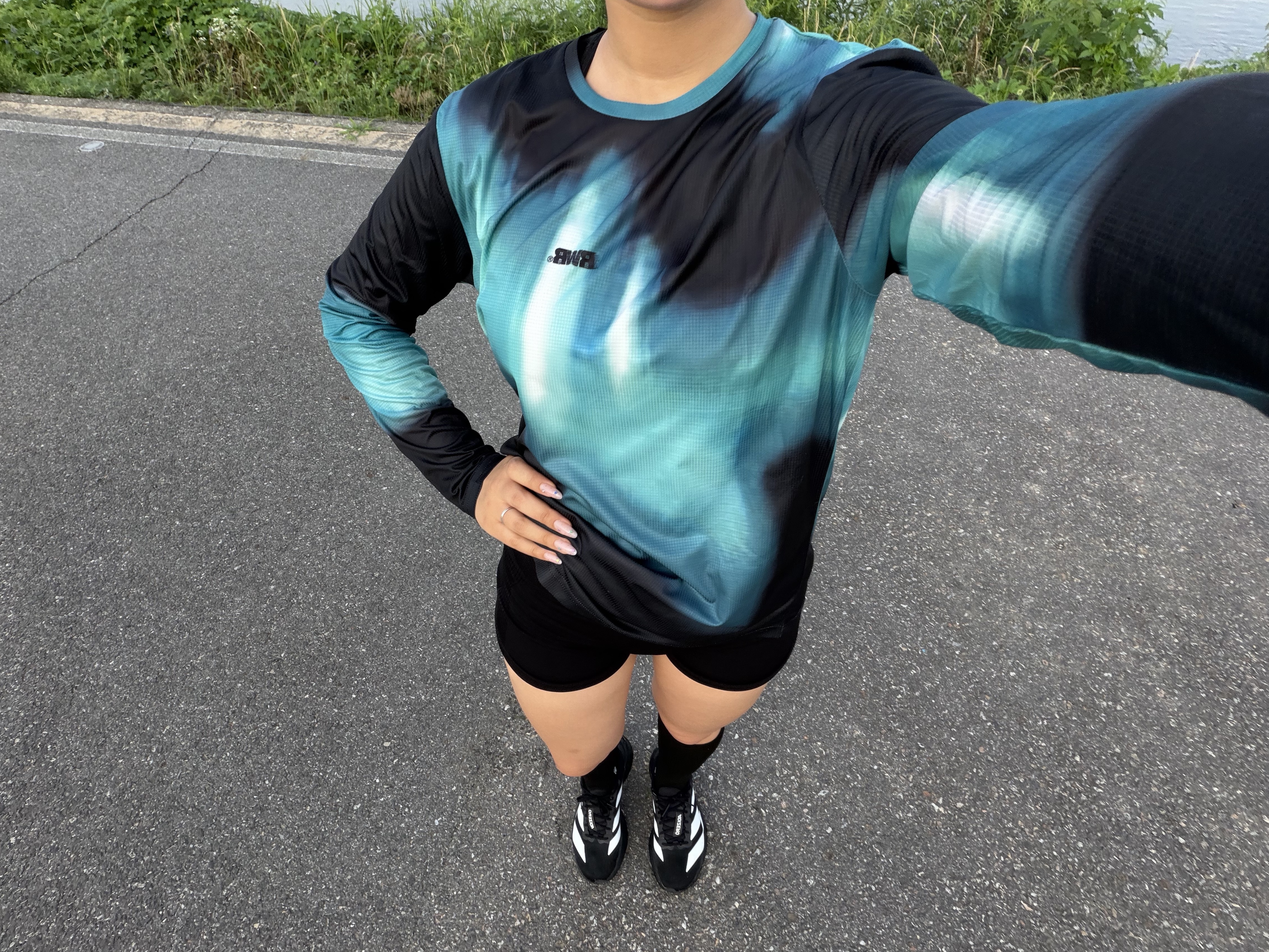 [KREAM 단독] runwhither Race Long Sleeve Black, Adidas Adizero EVO SL Core Black Cloud White 착용 스타일 - 1