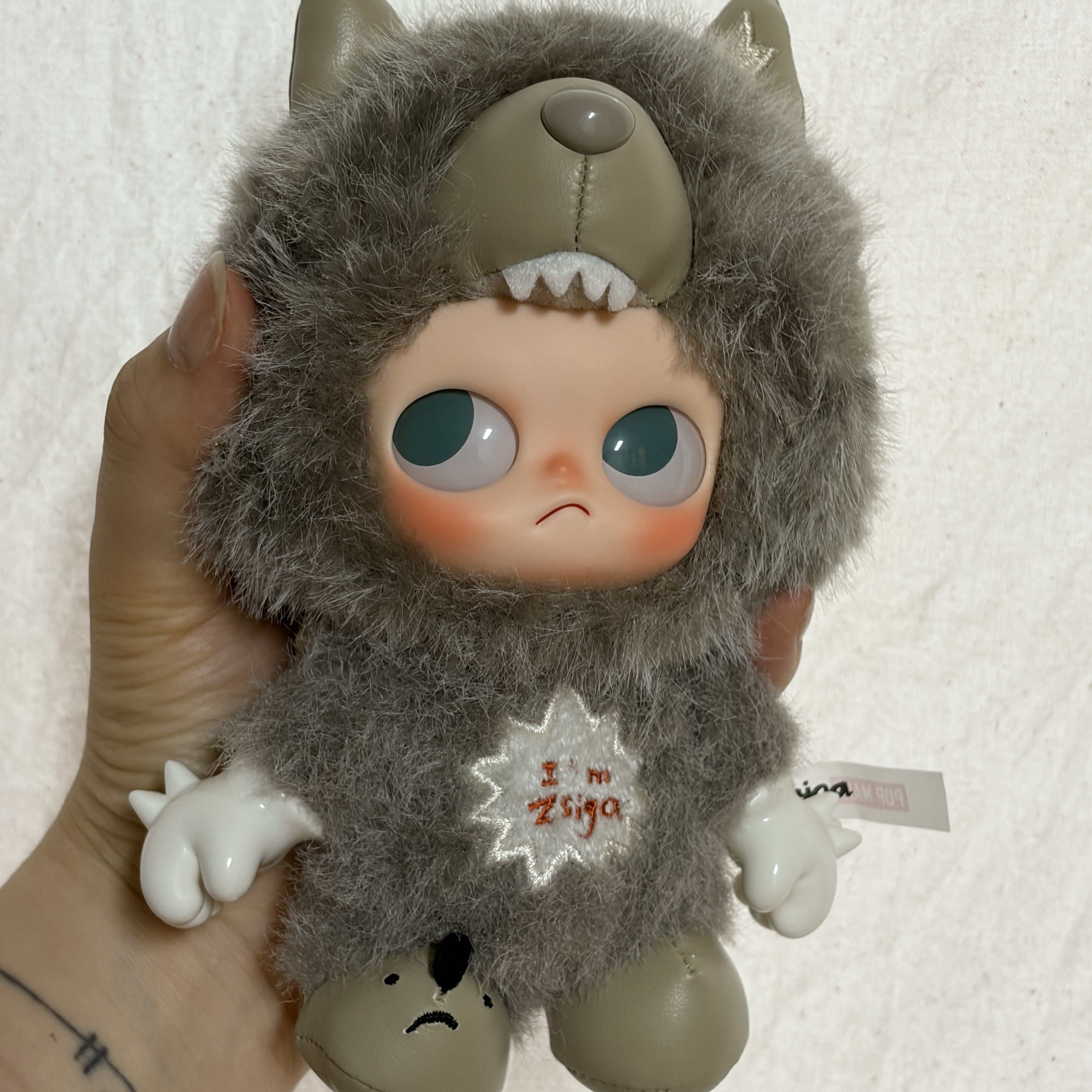 Pop Mart Zsiga I'm Zsiga Series Vinyl Push Pendant Free Spirited (Opened Case) 착용 스타일 - 1