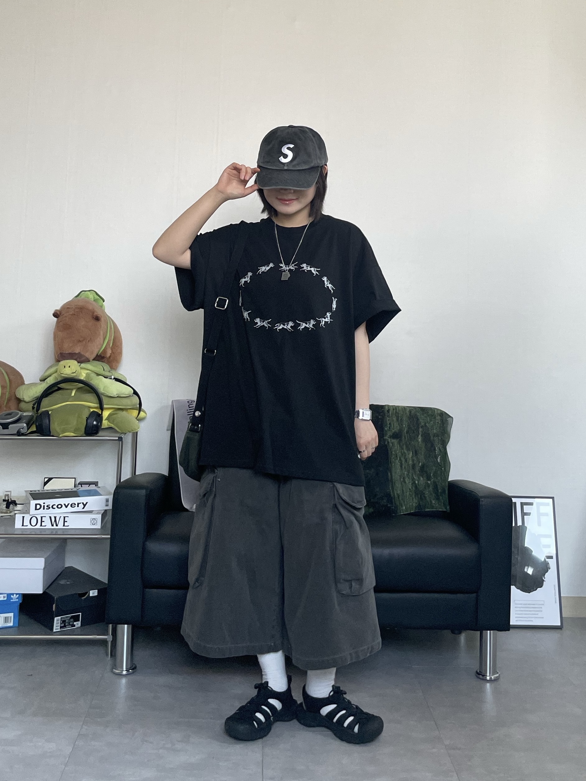 Supreme Pigment Canvas S Logo 6-Panel Black - 23SS, (W) Keen Newport H2 Triple Black 착용 스타일 - 2