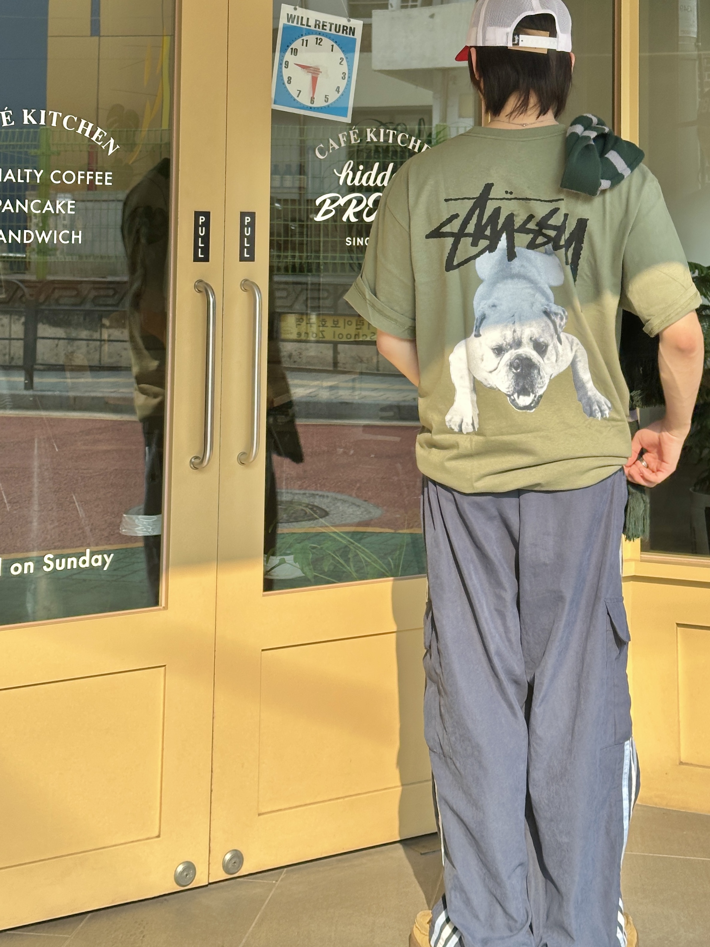 Stussy Stock Dog T-Shirt Olive 착용 스타일 - 2