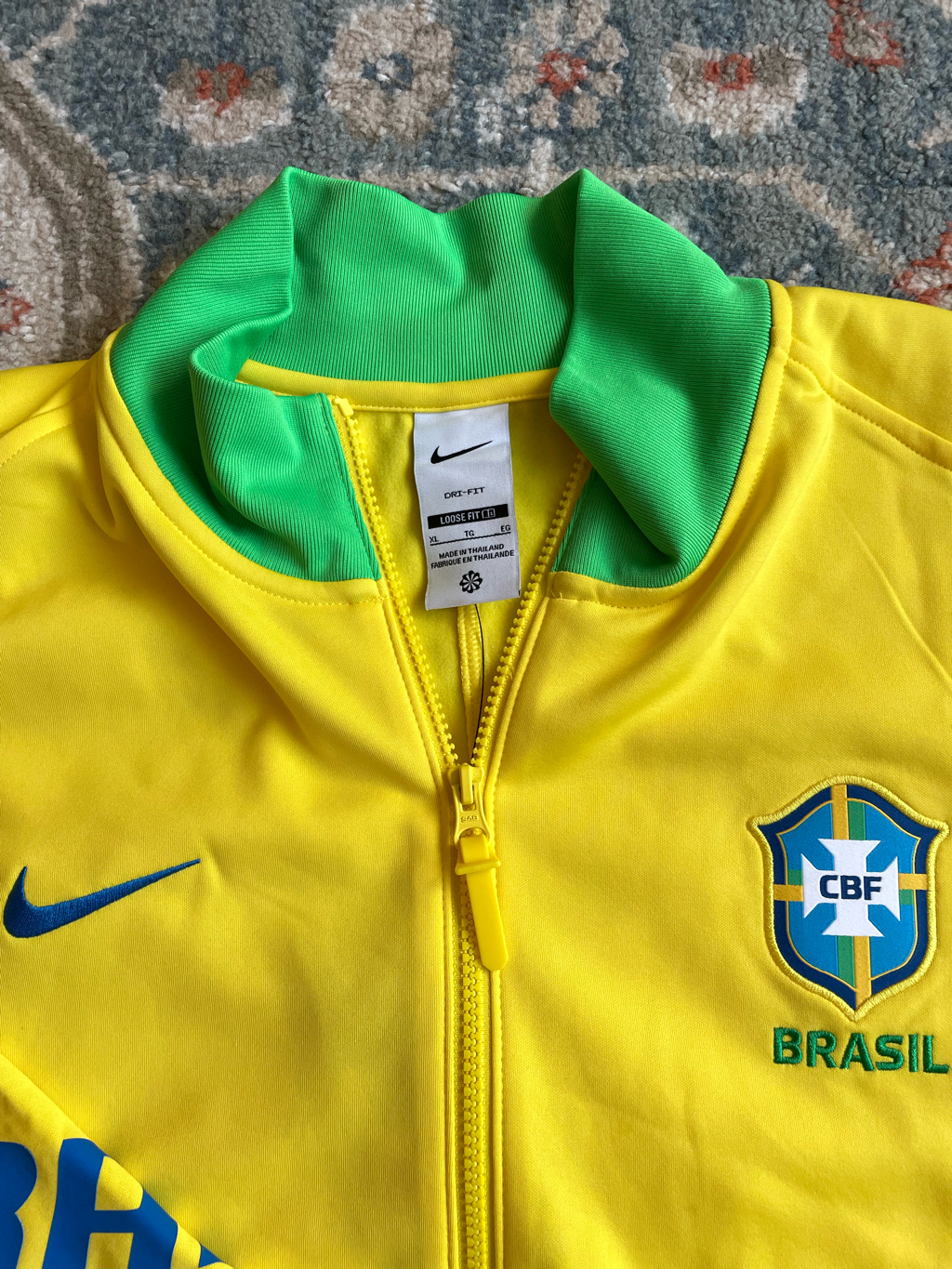 Nike Brazil Dri-Fit Academy Pro Anthem Jacket Lightning Green Spark (FZ9388-718) (Non Marking Ver.) 착용 스타일 - 6