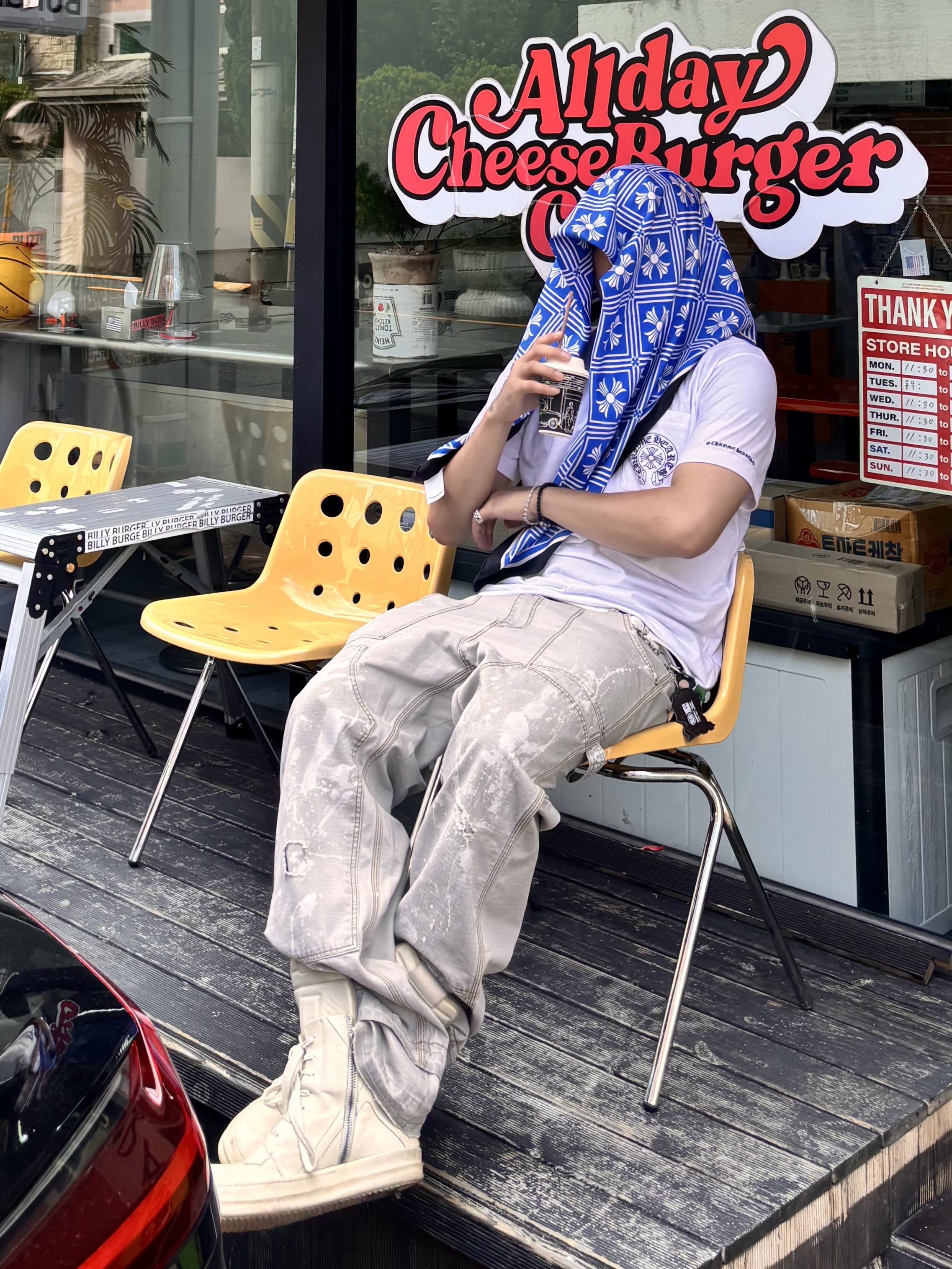 Chrome Hearts Silk Scarf Blue, Chrome Hearts Horseshoe Logo Pocket T-Shirt White 착용 스타일 - 5