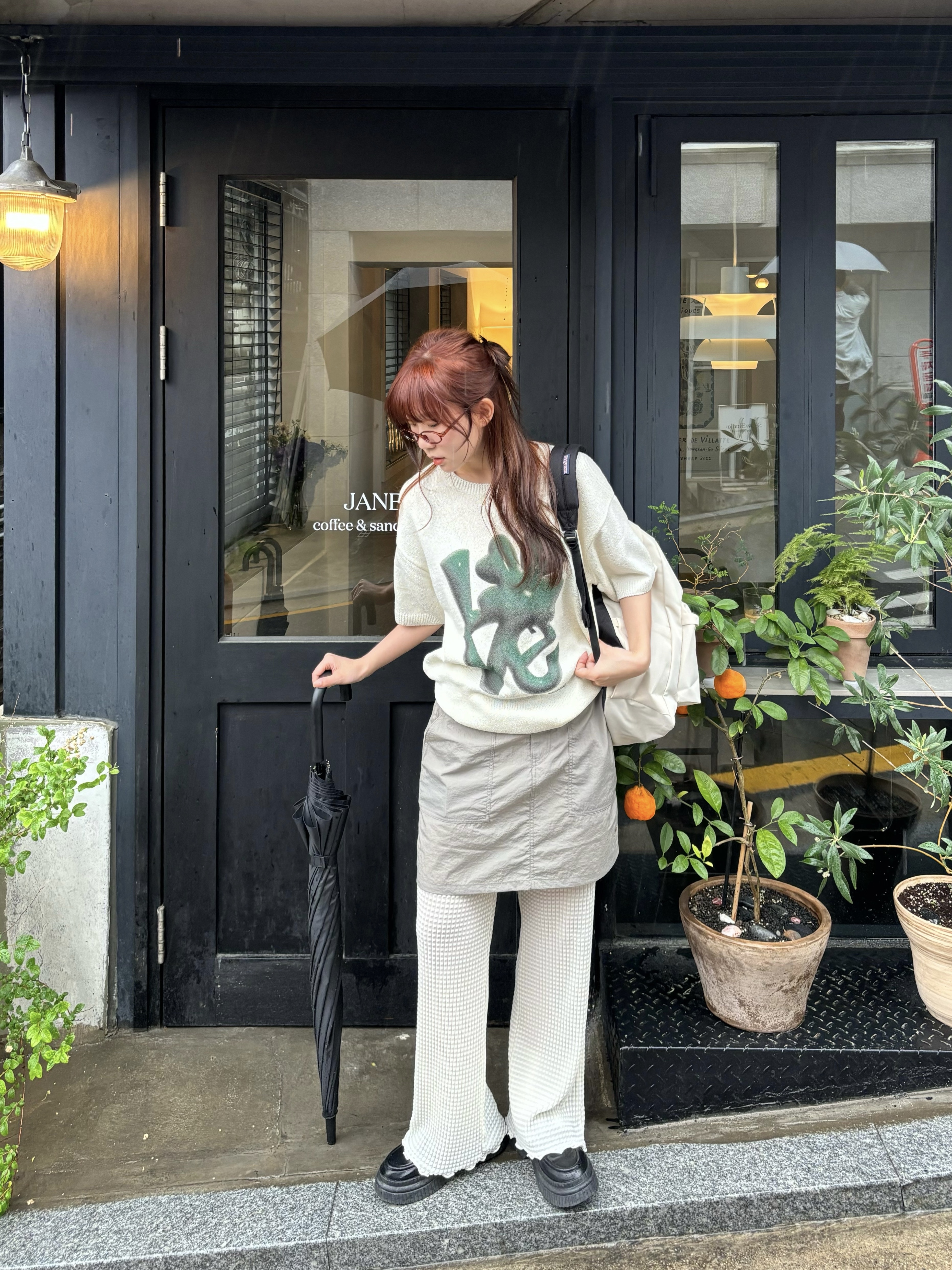 Jansport Superbreak Plus Laptop Backpack Soft Tan 착용 스타일
