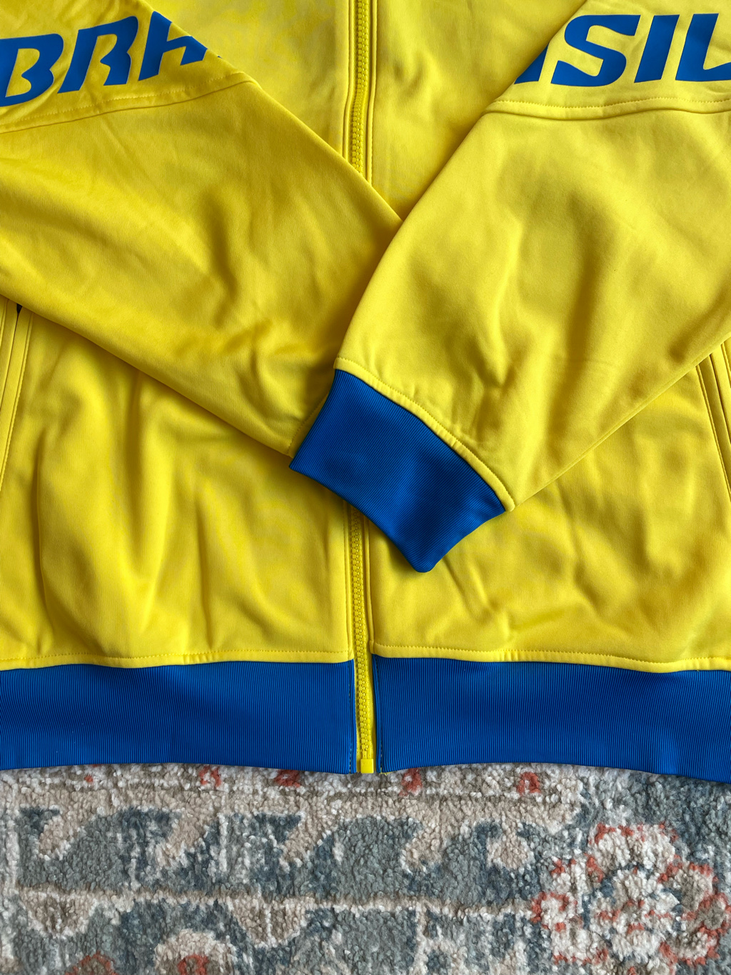 Nike Brazil Dri-Fit Academy Pro Anthem Jacket Lightning Green Spark (FZ9388-718) (Non Marking Ver.) 착용 스타일 - 4