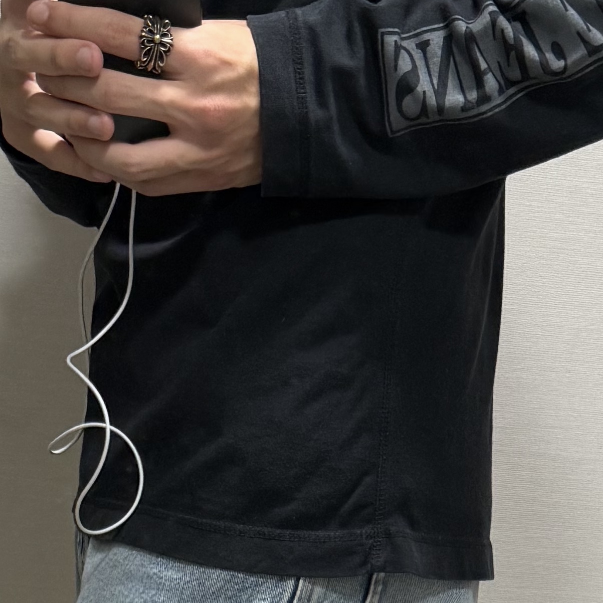 Chrome Hearts Double Floral Cross Ring Silver 착용 스타일