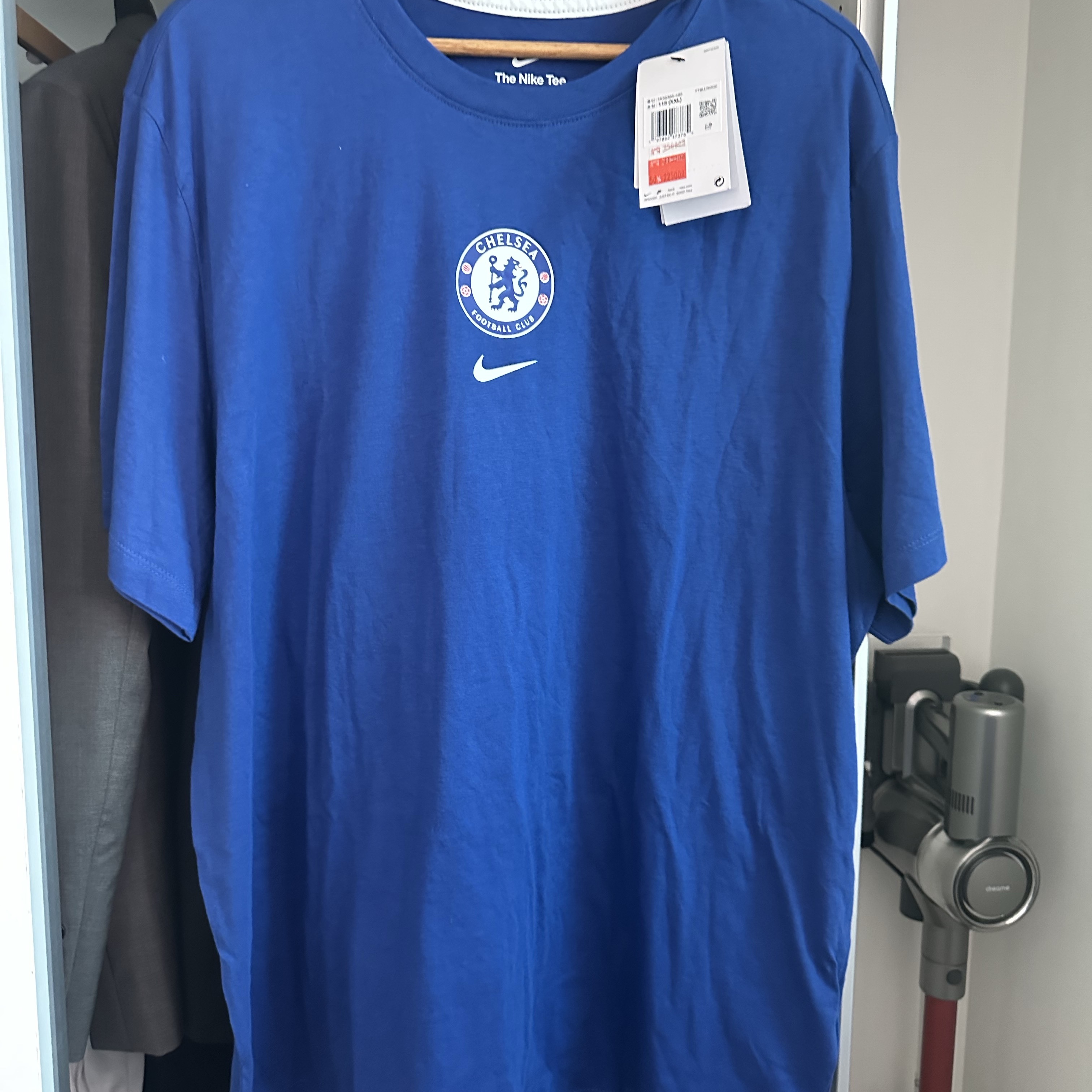 Nike Chelsea FC Soccer T-Shirt Rush Blue (Non Marking Ver.) 착용 스타일