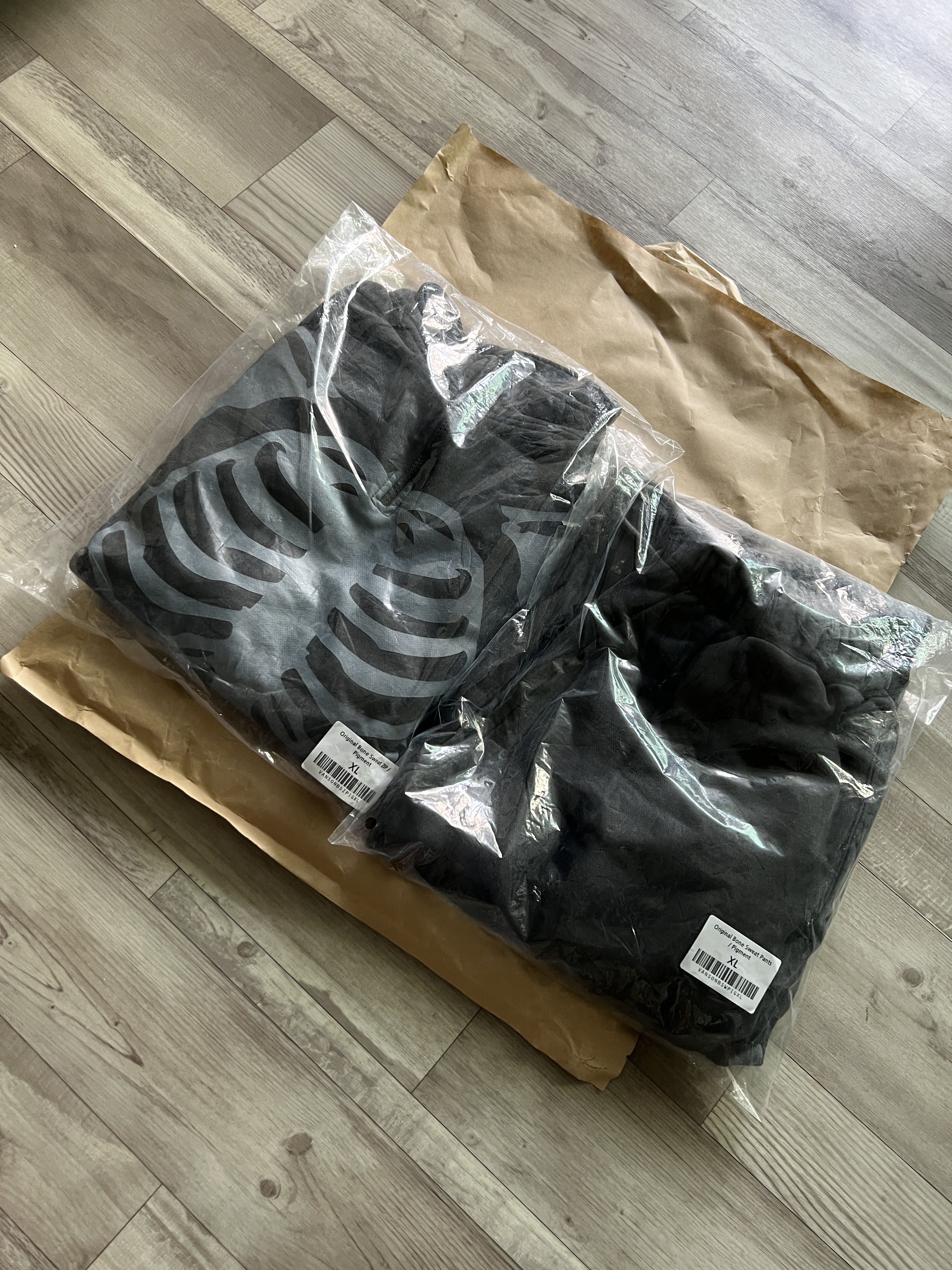 Vanson Leathers Original Bone Sweat Zip / Pigment, Vanson Leathers Original Bone Sweat Pants/ Pigment 착용 스타일 - 3