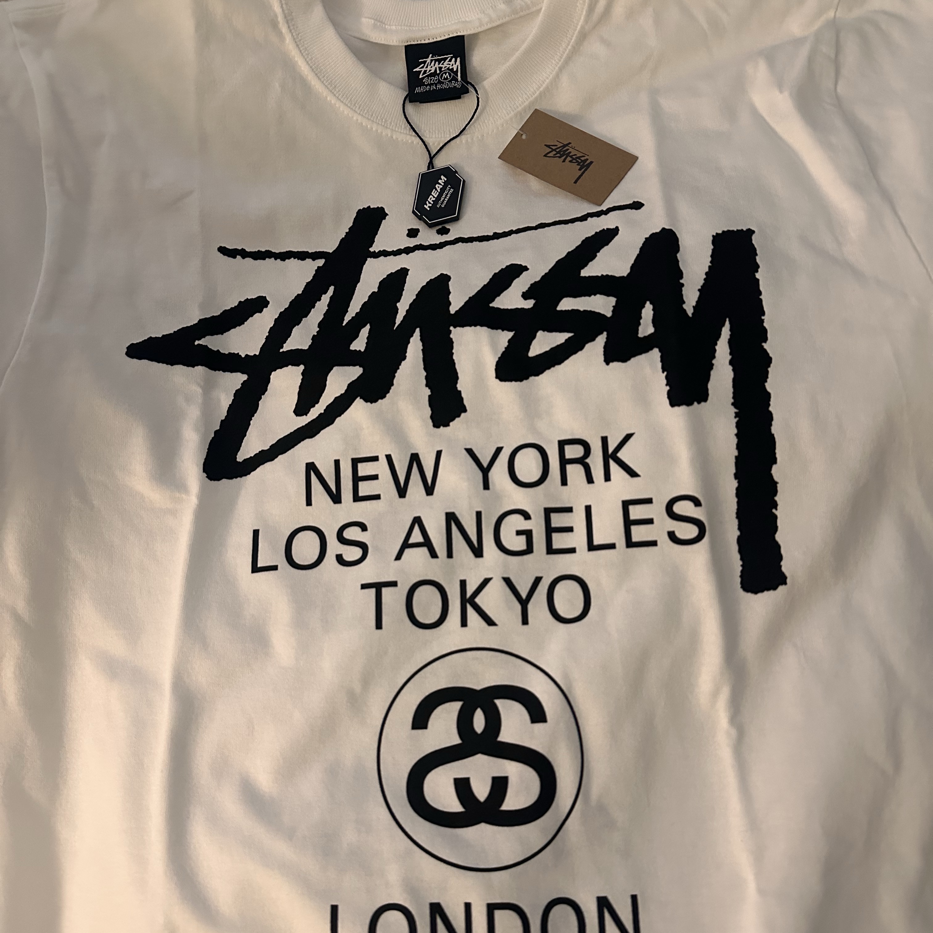 Stussy World Tour T-Shirt White 착용 스타일