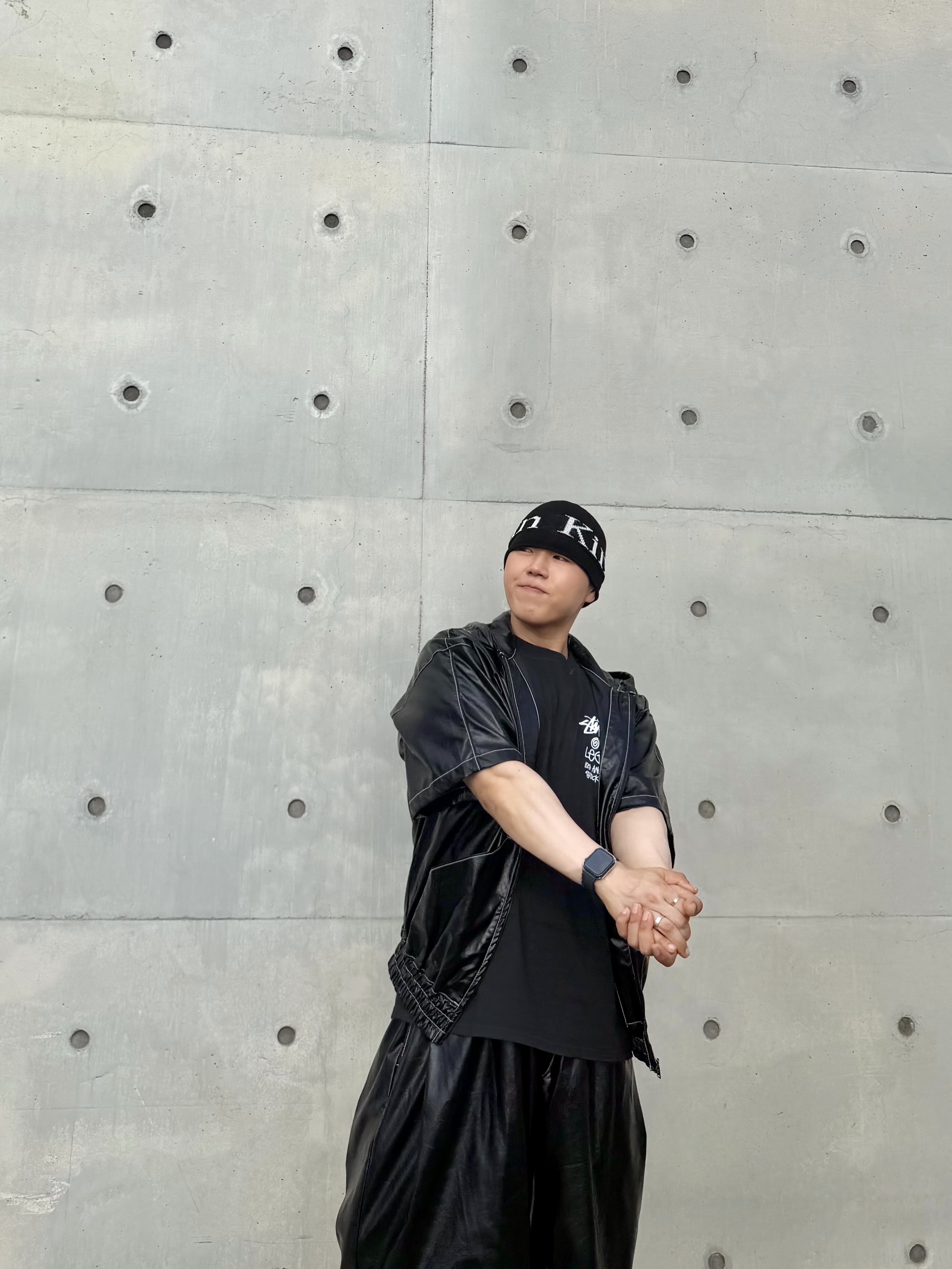 Matin Kim Logo Linen Short Beanie Black, (W) Nike Shox TL Platinum Tint 착용 스타일 - 3