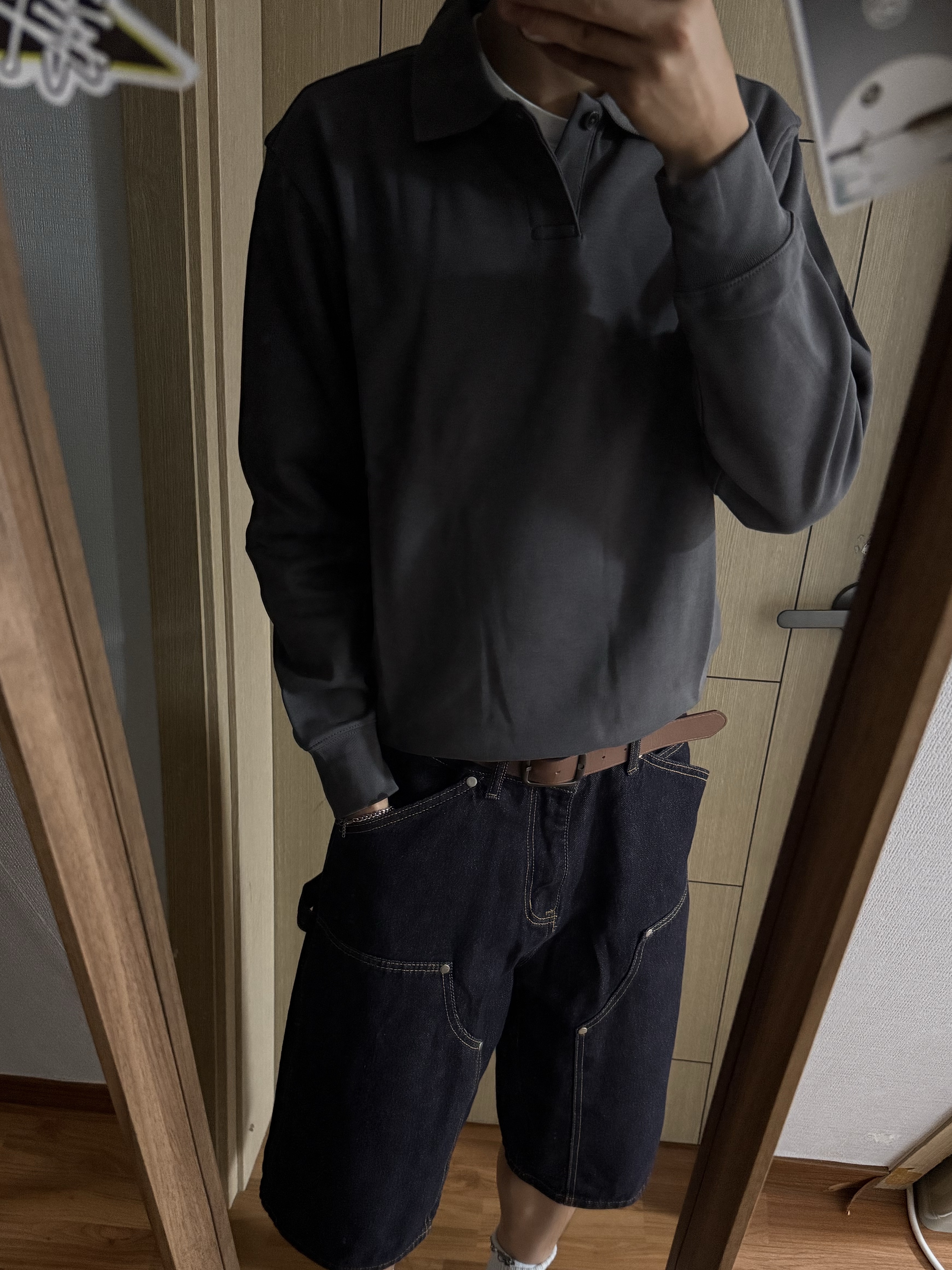 Suade Contour Double Knee Shorts Raw Indigo 착용 스타일