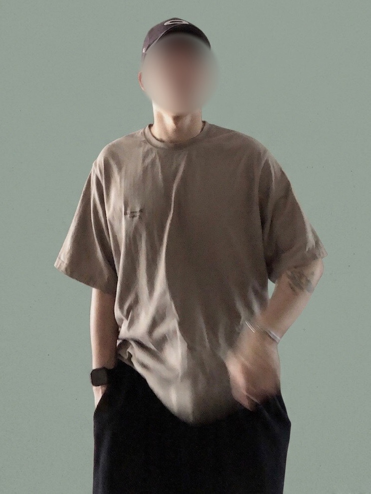 Undermycar Mu.05 Anti Fxxking Logo Play Oversized T-Shirts Taupe 착용 스타일