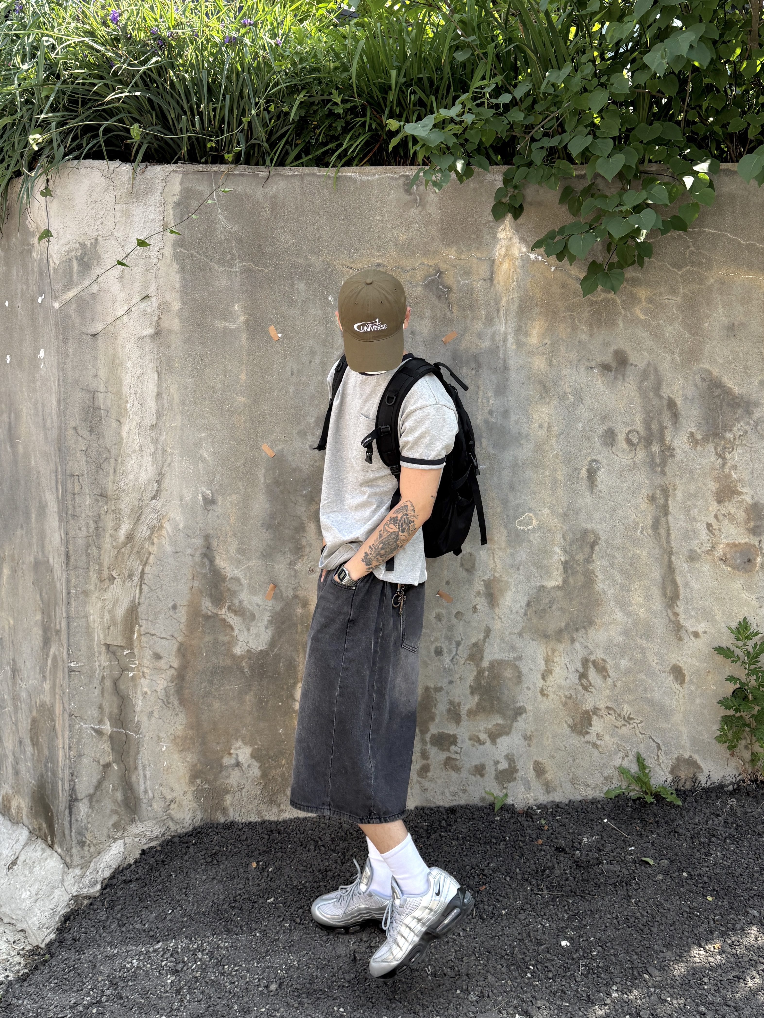 Casio A-158WA-1, Nike Air Max 95 Big Bubble Total 90 Metallic Silver Black 착용 스타일 - 2