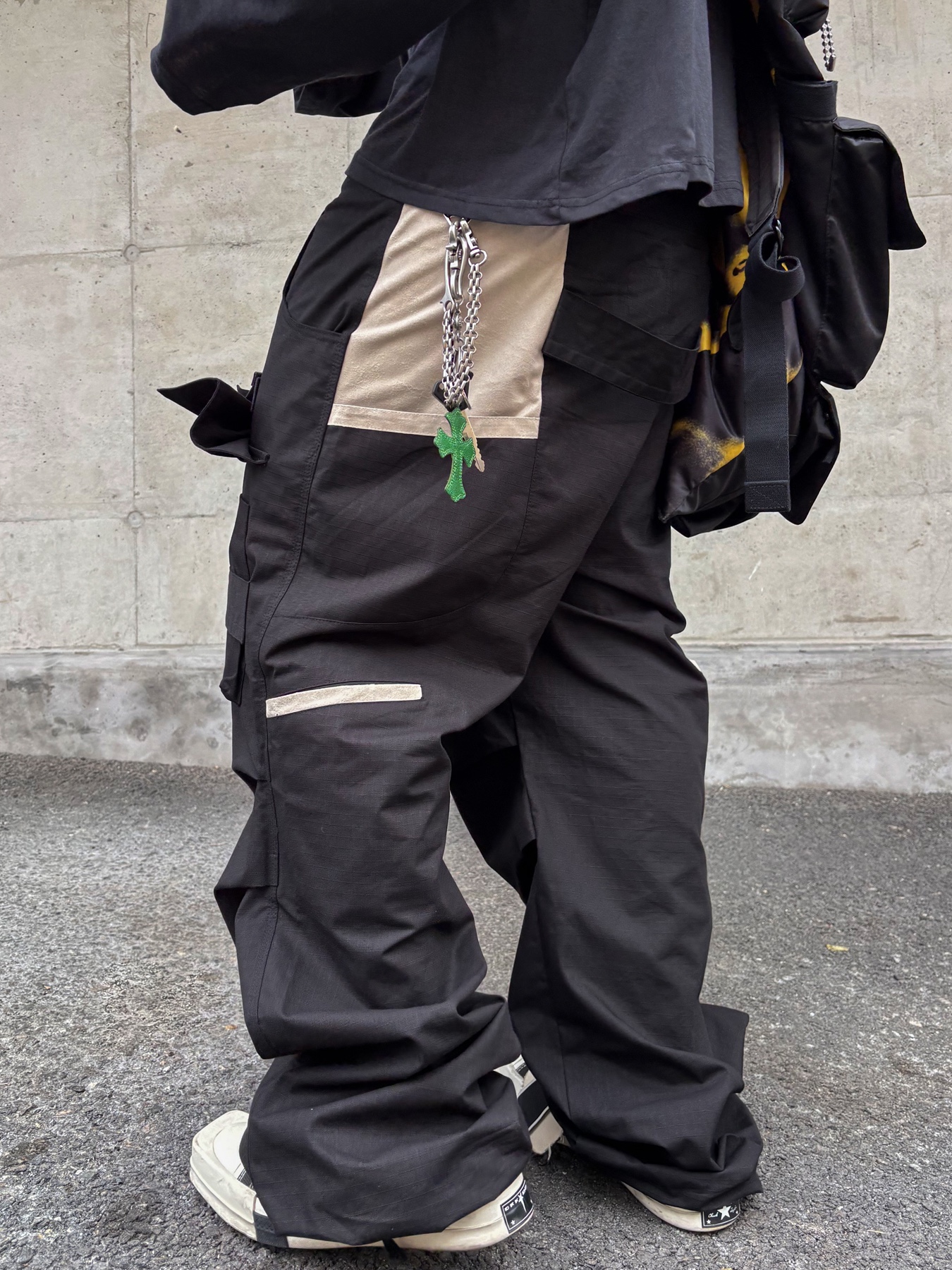 Wapworks Camp Supply Cargo Pants Black, Converse x Drkshdw Turbodrk Chuck 70 Hi Black 착용 스타일 - 7