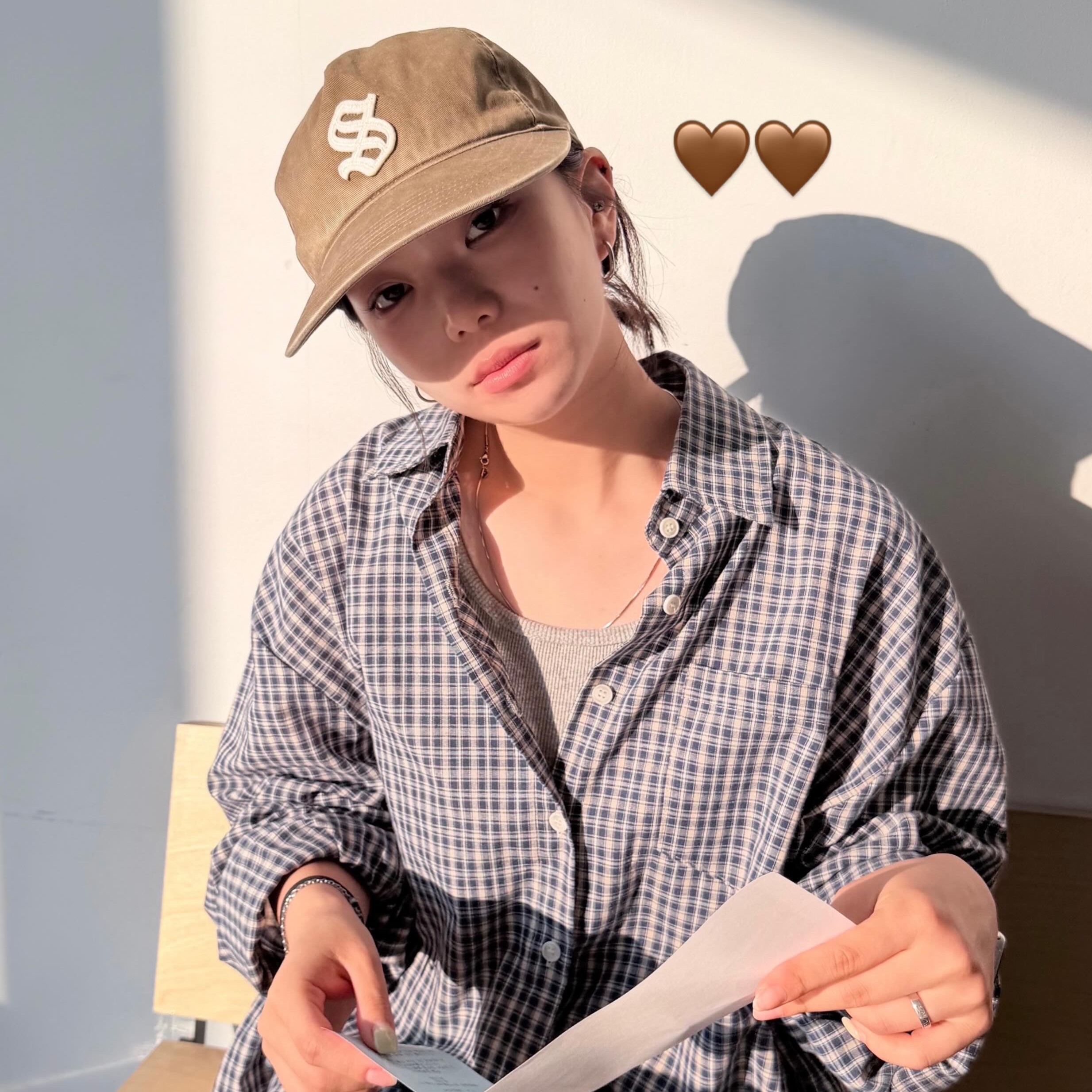 Sunday Ceremony Sy Logo 5 Panel New Cotton Cap - Light Brown 착용 스타일 - 3