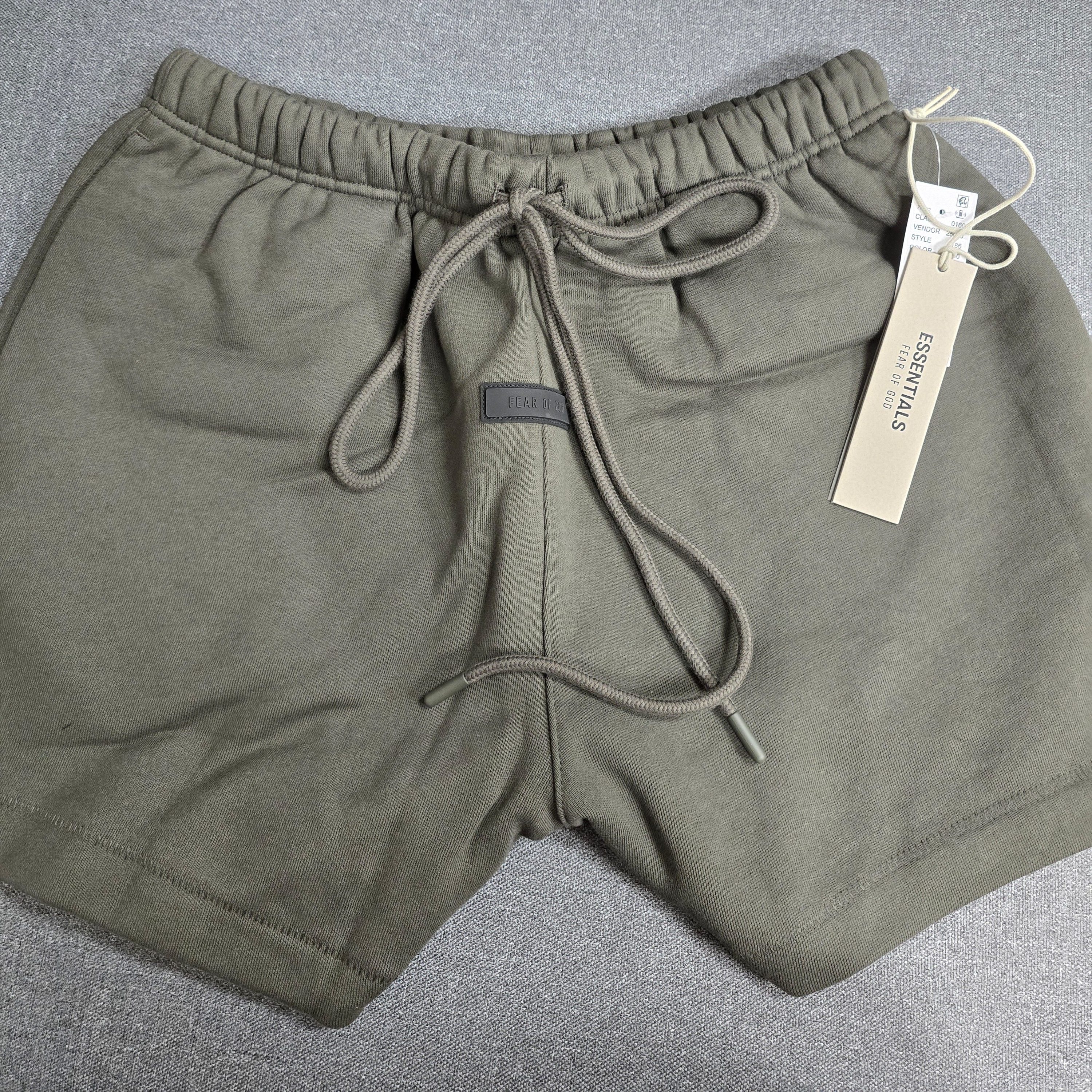 Essentials Fleece Running Shorts Ink - 24SS 착용 스타일