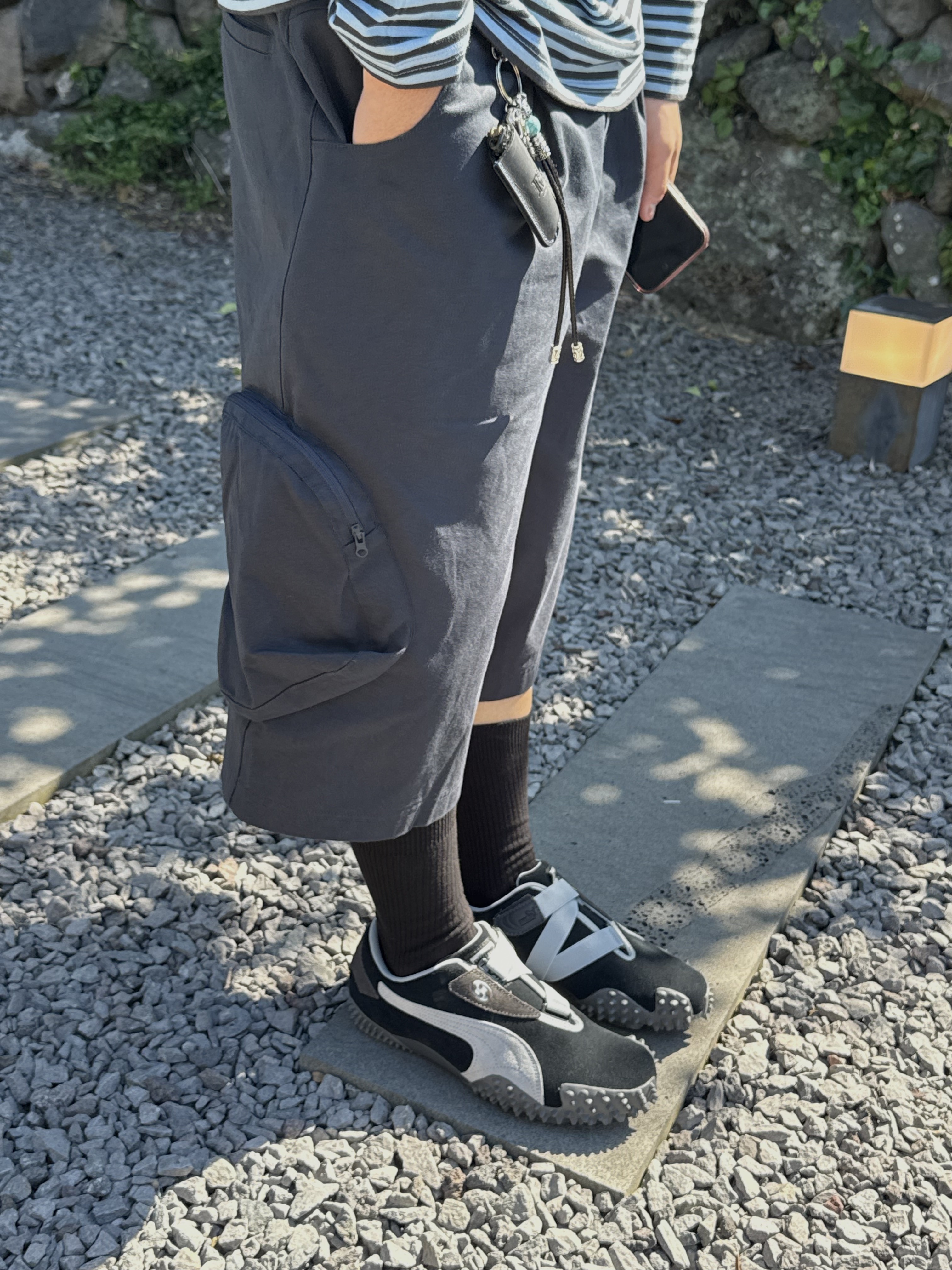 Puma x Sansan Gear Mostro Flat Dark Gray 착용 스타일 - 2