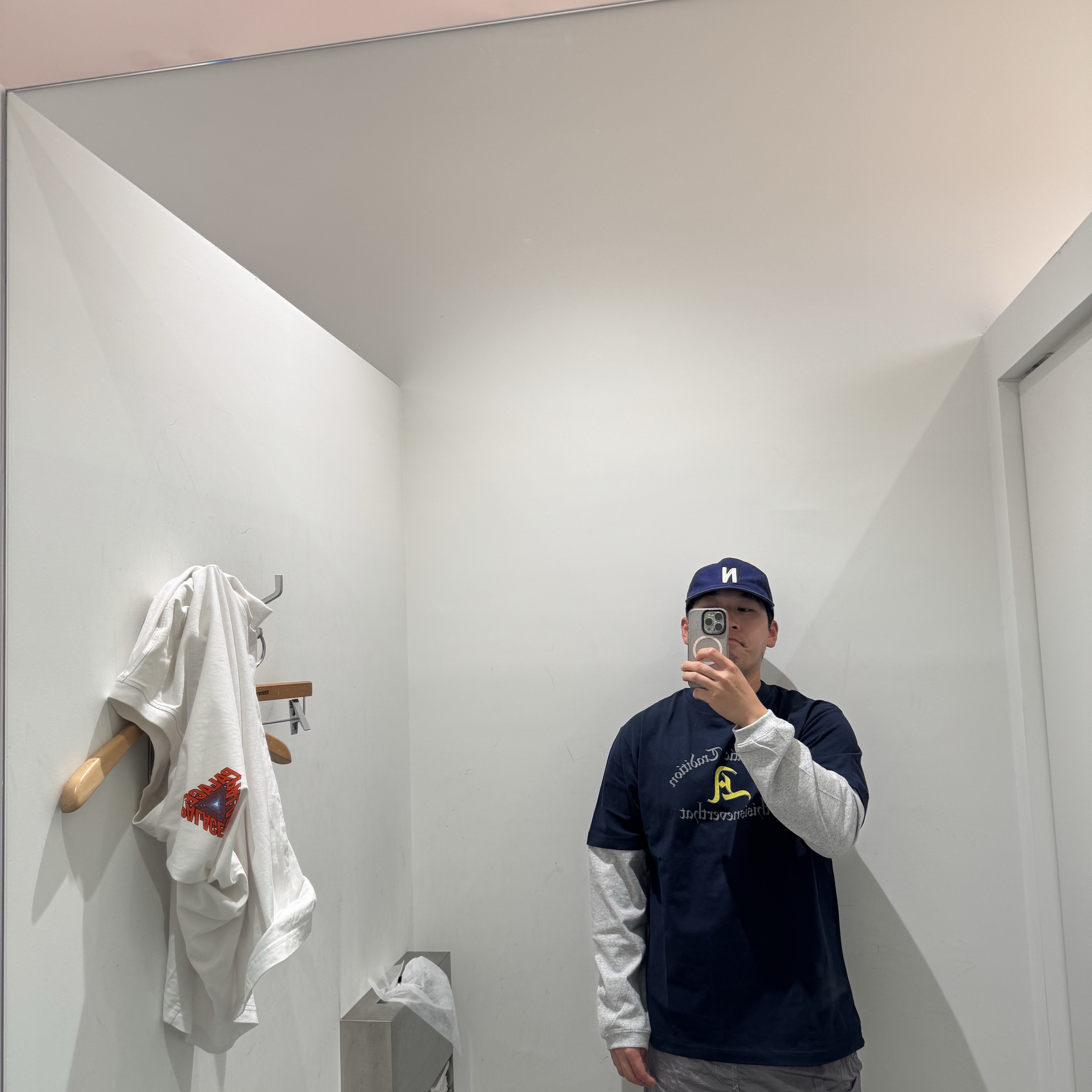 Tef Stores x Collect Pieces NN Japan Frenchblue P 착용 스타일