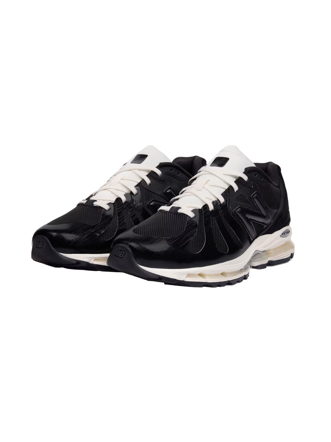 New Balance x JJJJound 475 Black White, New Balance x JJJJound 990v3 Brown Black 착용 스타일 - 2