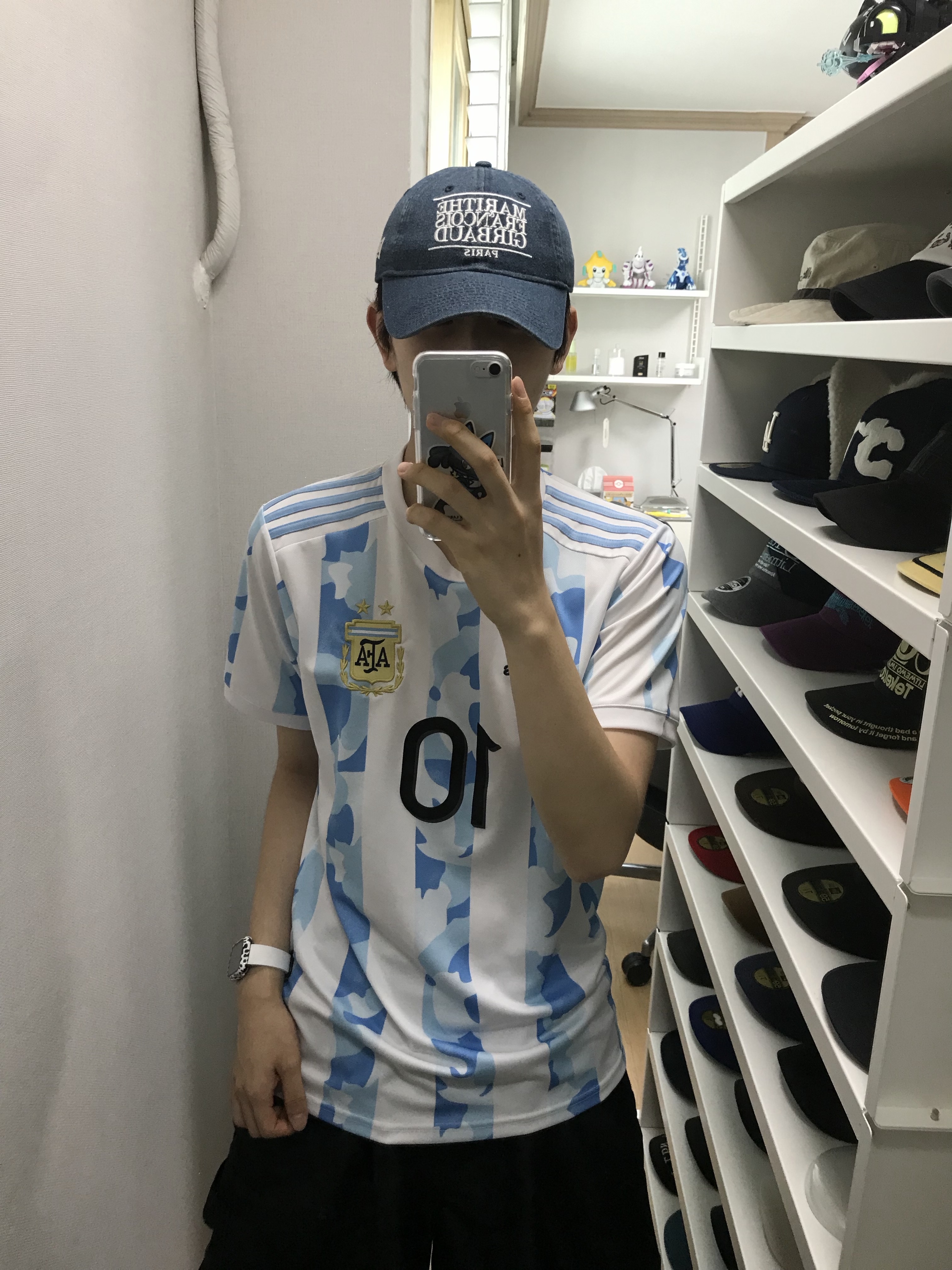 Adidas Argentina 2026 Home Jersey White Icey Blue - KR Sizing (Non Marking Ver.), Adidas Argentina 2024 Home Jersey White Blue Burst - KR Sizing (Non Marking Ver.) 착용 스타일 - 1