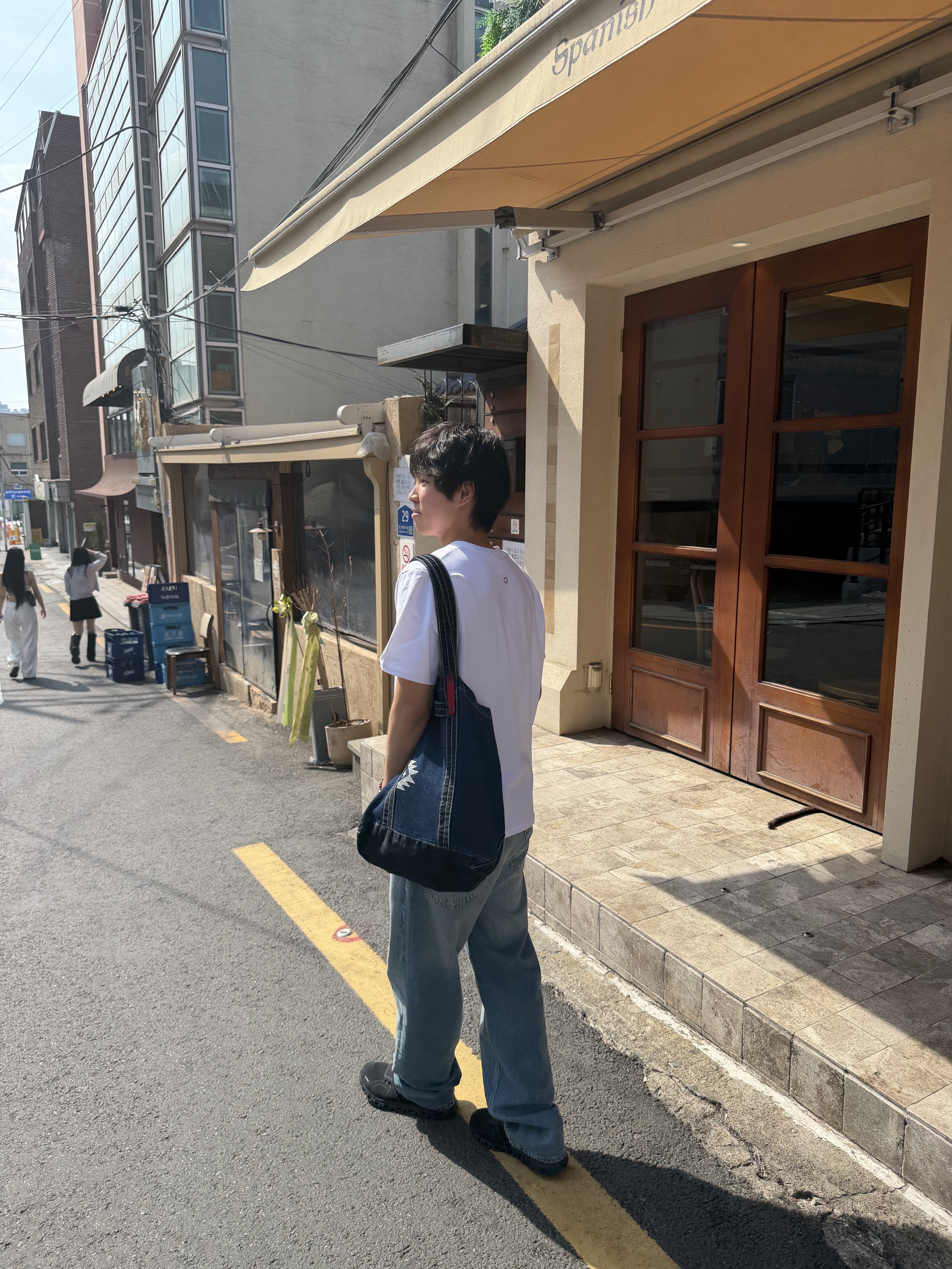 On Running Cloud 6 Black 착용 스타일 - 4