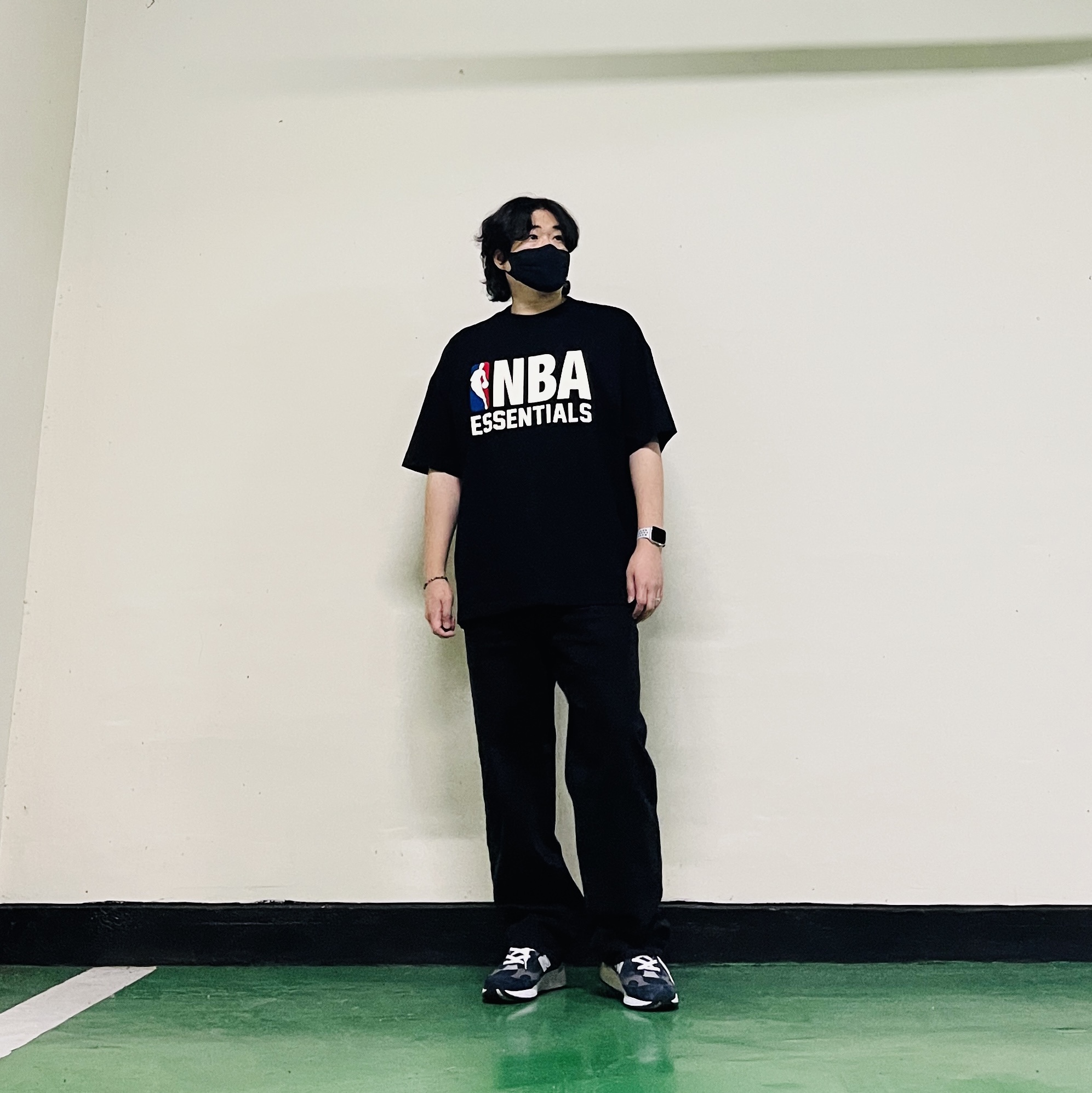 Stussy Washed Canvas Big OL' Jean Black, Essentials x NBA T-Shirt Black - 24FW 착용 스타일 - 3
