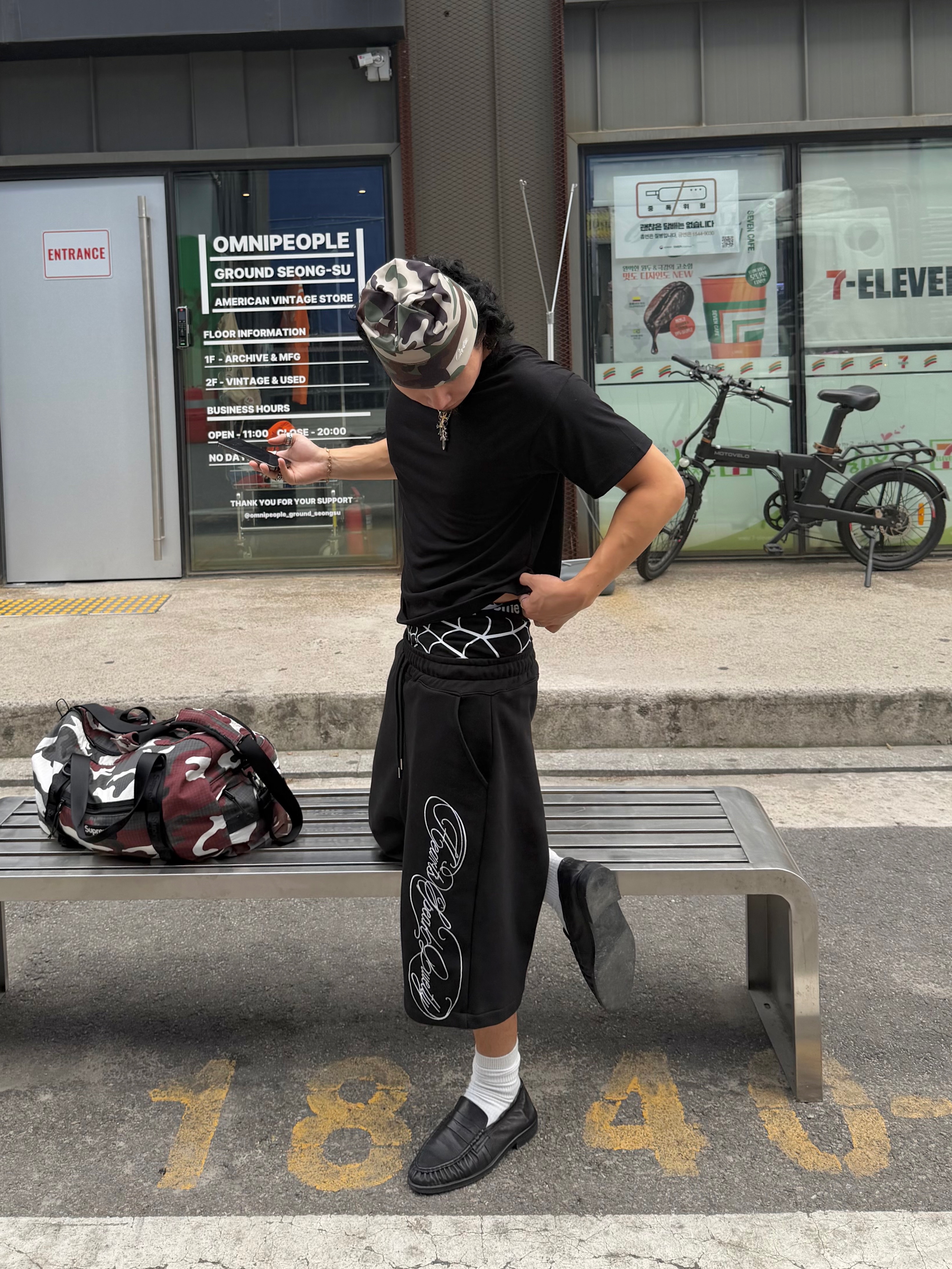 Supreme x Hanes Spider-Man Boxer Briefs Black (2 Pack) - 26SS, Chrome Hearts Double Floral Cross Ring Silver 착용 스타일 - 5