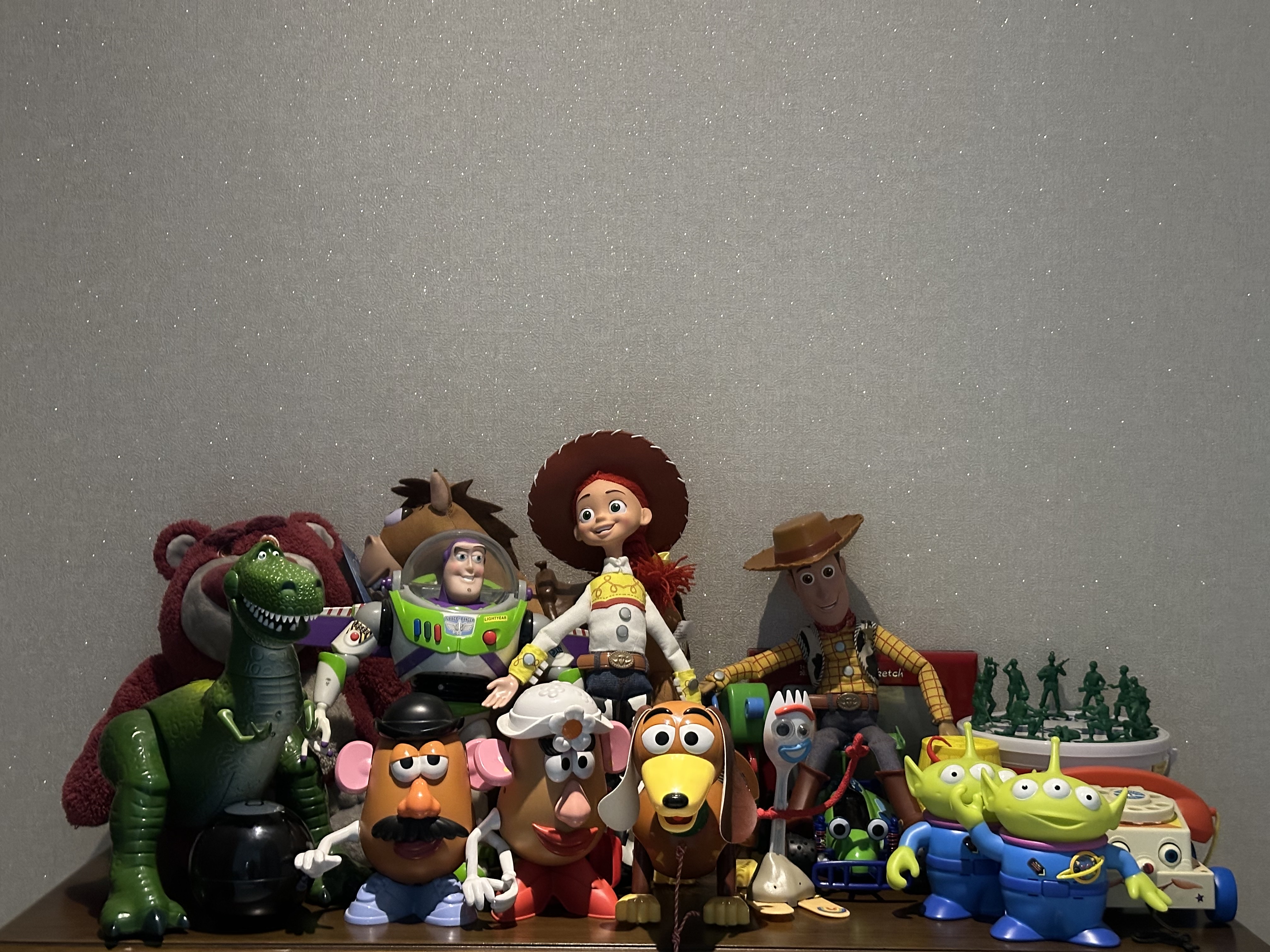 Bearbrick Disney Toy Story Lots-o Costume Ver. 400%, Bearbrick Disney Toy Story Woody 400% 착용 스타일