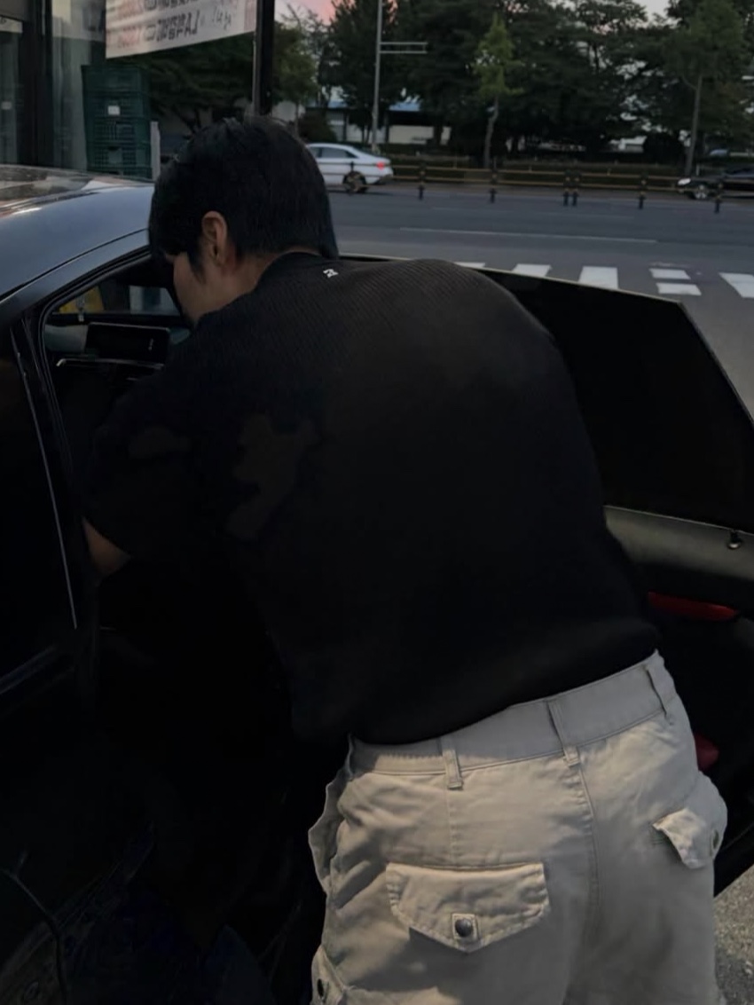 PHOS333 M Slim Fit Half Zip Knit Black 착용 스타일 - 4
