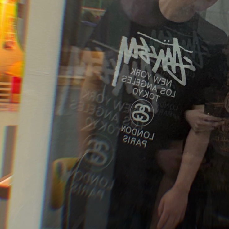 Stussy World Tour T-Shirt Black 착용 스타일