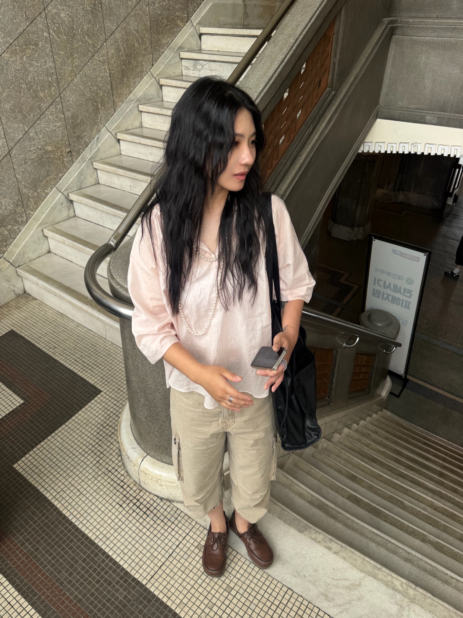 CHOWOO Vintage Military Capri Cargo Pants Washed Beige 착용 스타일 - 1