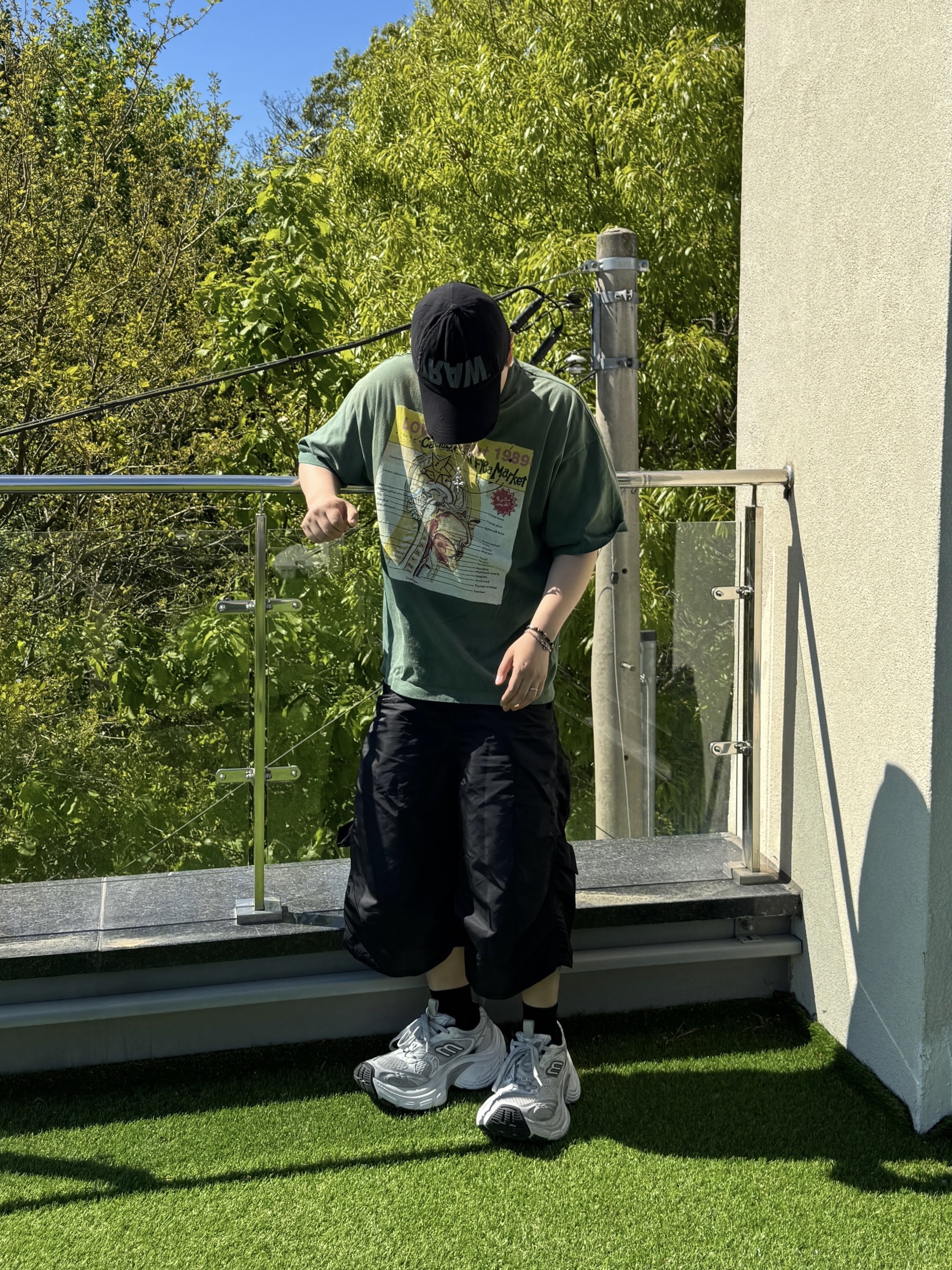 Saint Mxxxxxx x Cactus Plant Flea Market Love of SNT S/S T-Shirt Green 착용 스타일