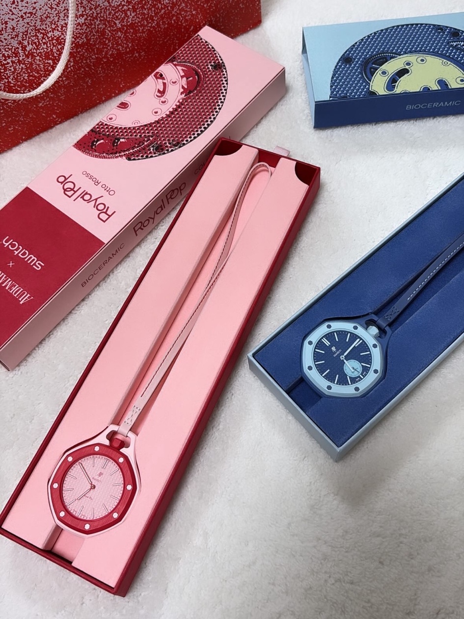 Swatch x Audemars Piguet Bioceramic Royal Pop Làn Ba, Swatch x Audemars Piguet Bioceramic Royal Pop Otto Rosso 착용 스타일 - 2