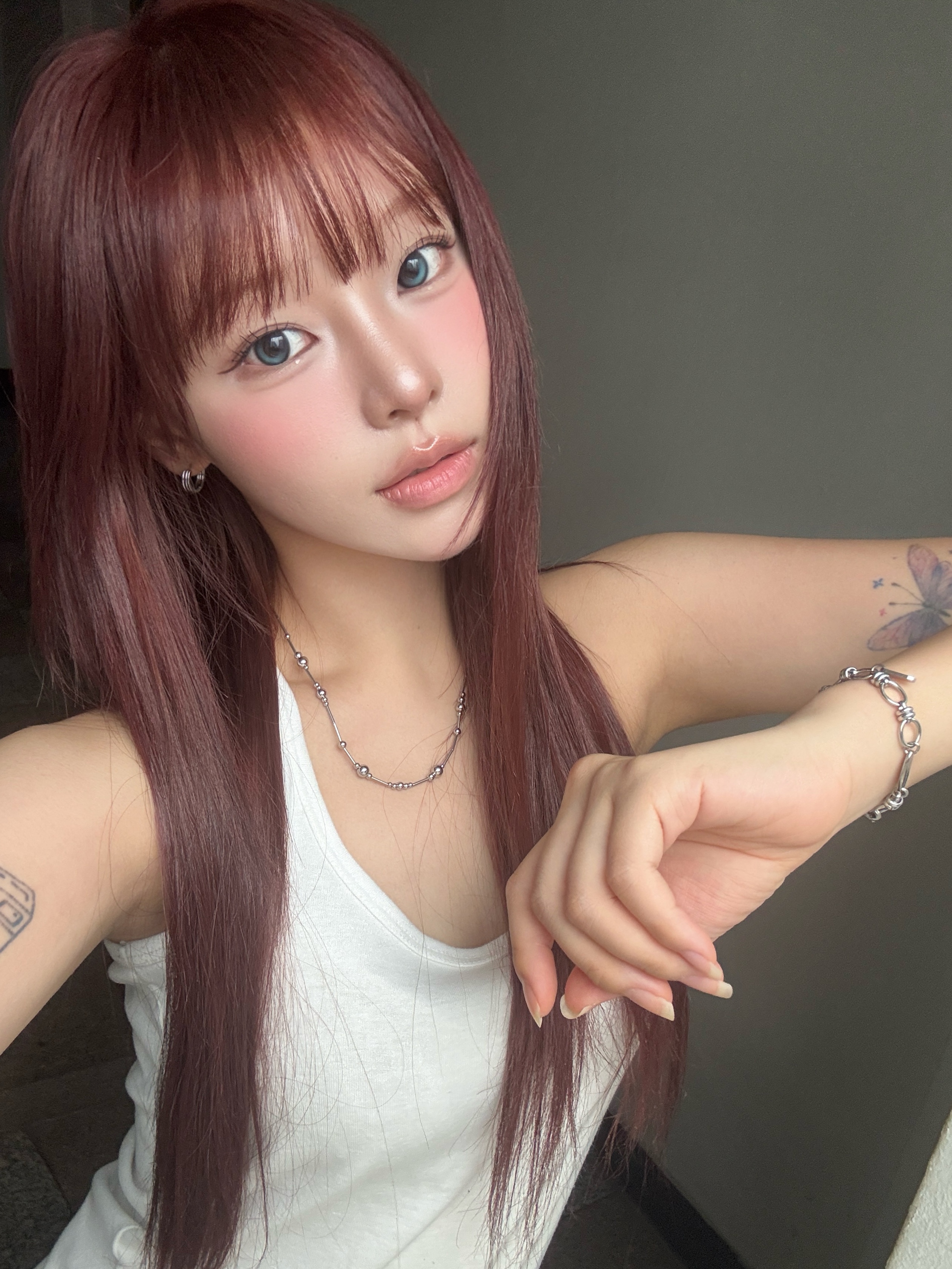 Riomeu Silver Melody Necklace, Riomeu Oval Ring Chain Bracelet 착용 스타일 - 1