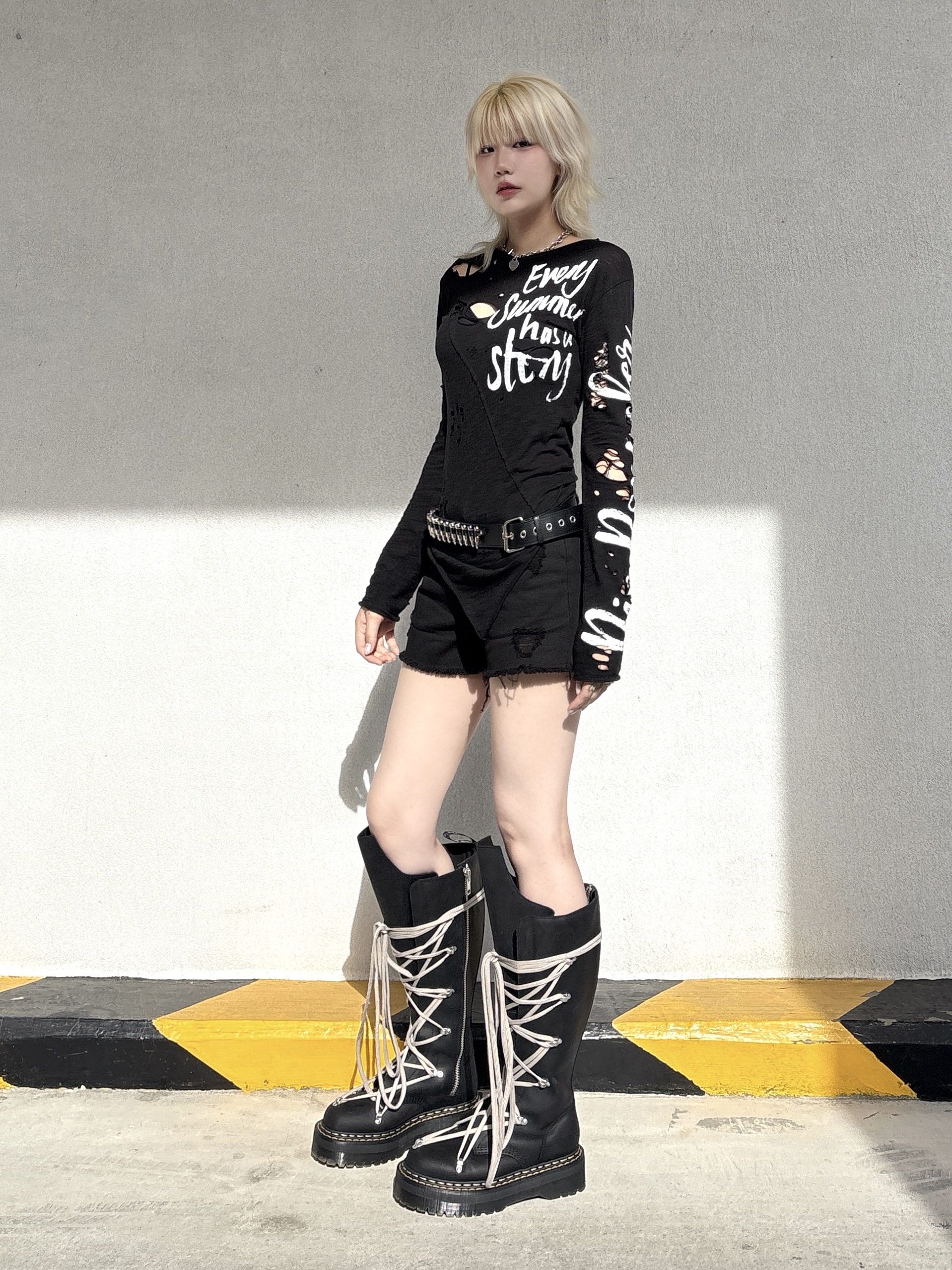 Dr. Martens x Rick Owens 1B60 Quad Sole Pentalace Boots Black 착용 스타일 - 3