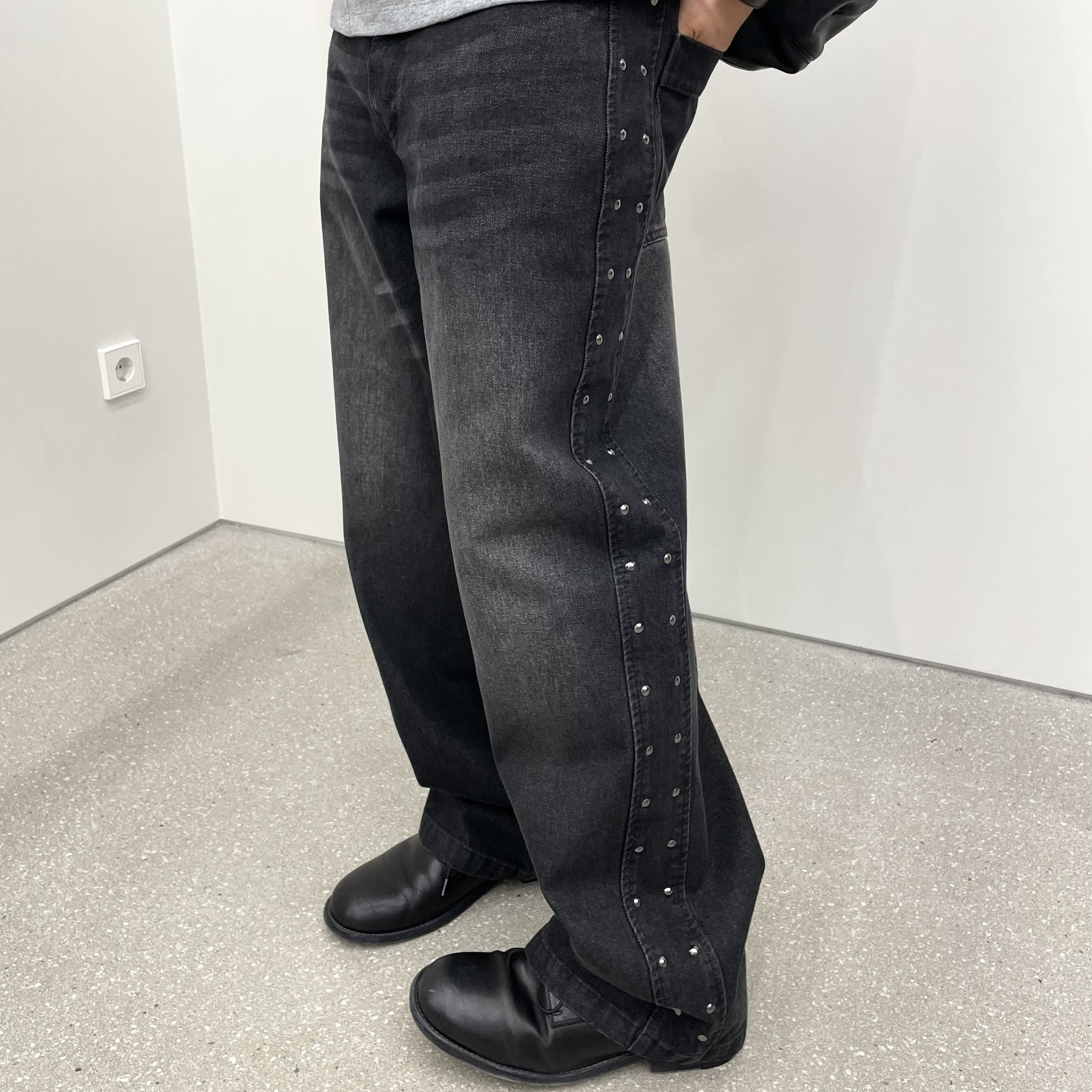 Millo Archive Segment T-Shirt Melange Gray, Millo Archive Ser Denim Pants Denim Black 착용 스타일 - 3