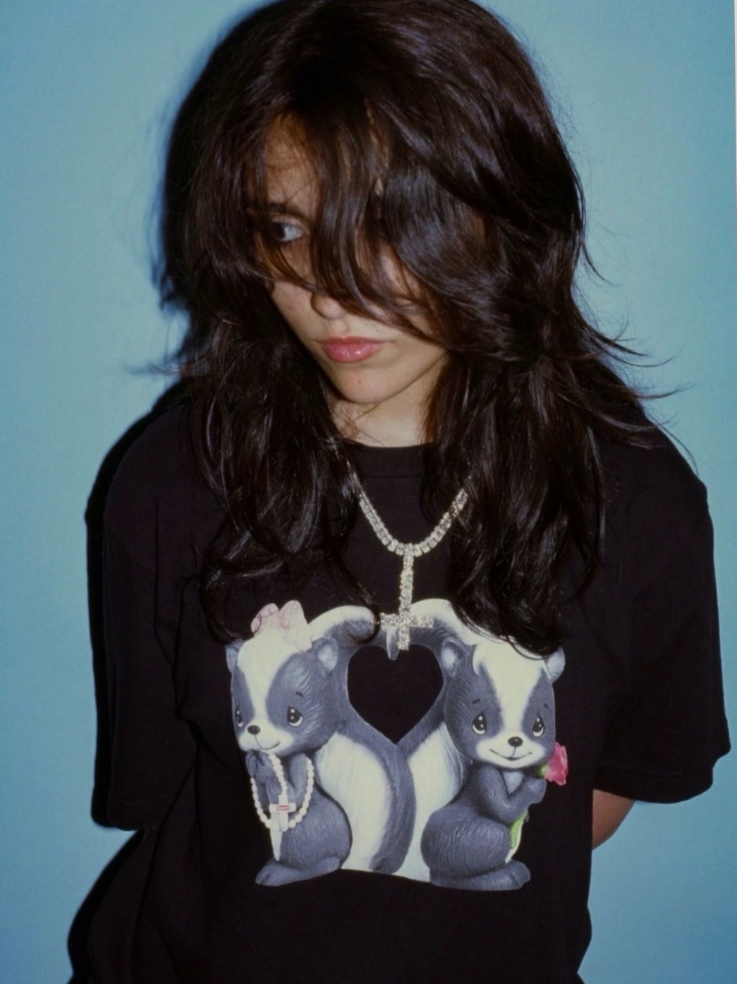 Supreme Skunk T-Shirt Black - 26SS 착용 스타일