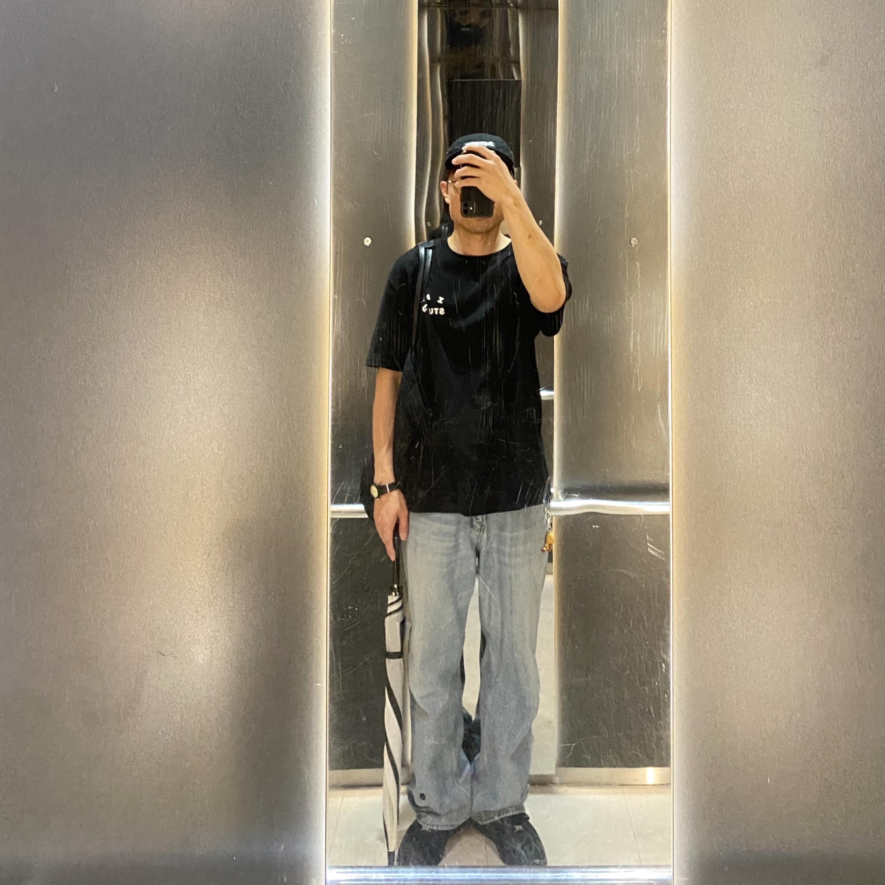 Supreme Washed Chino Twill Camp Cap Black, IAB Studio Basic T-Shirt Black White 착용 스타일