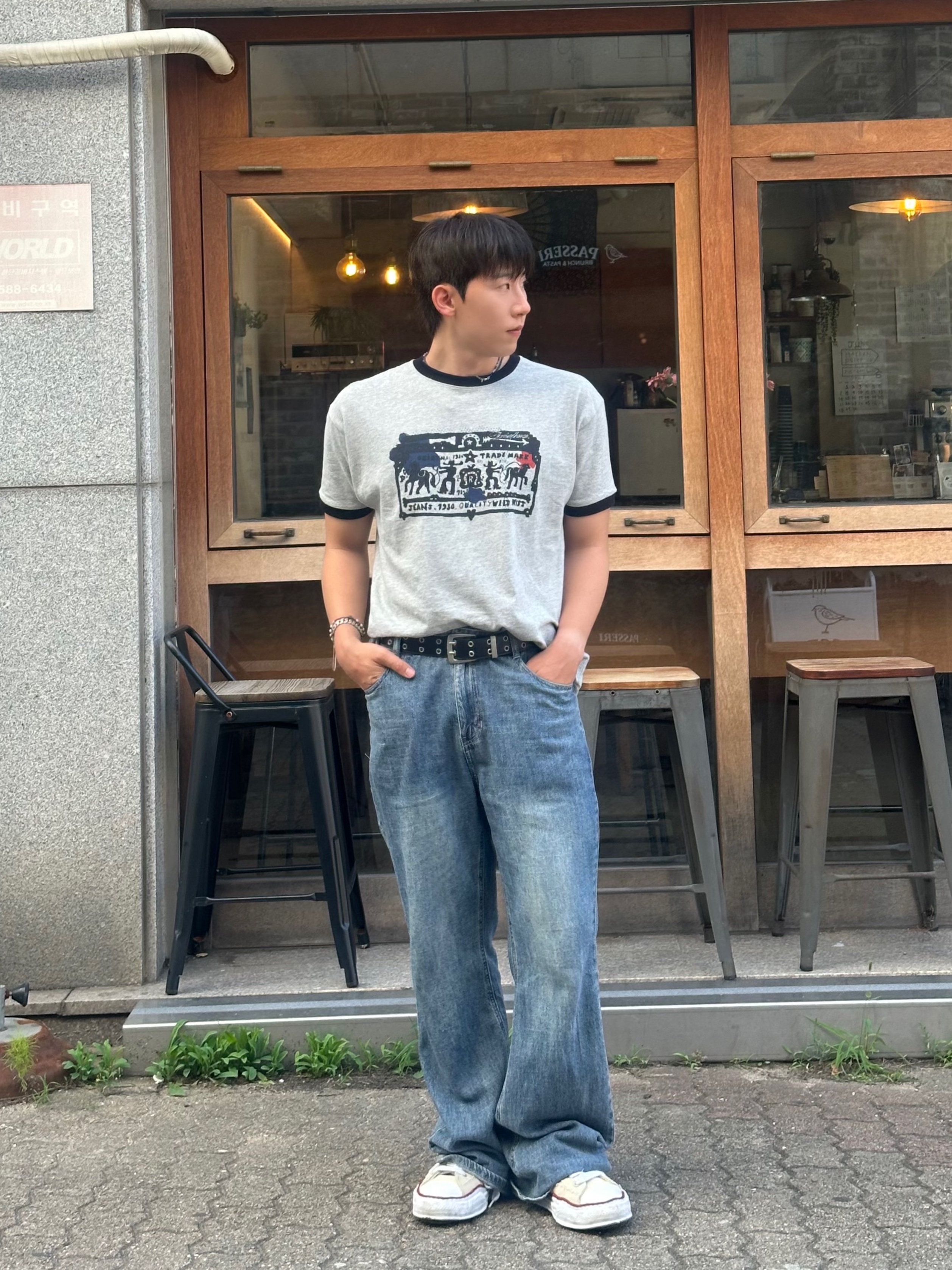 Thevinylhouse Cowboy Pictogram Ringer Tee Grey, Maison Mihara Yasuhiro Peterson OG Sole Canvas Low-top Sneakers Natural 착용 스타일 - 2