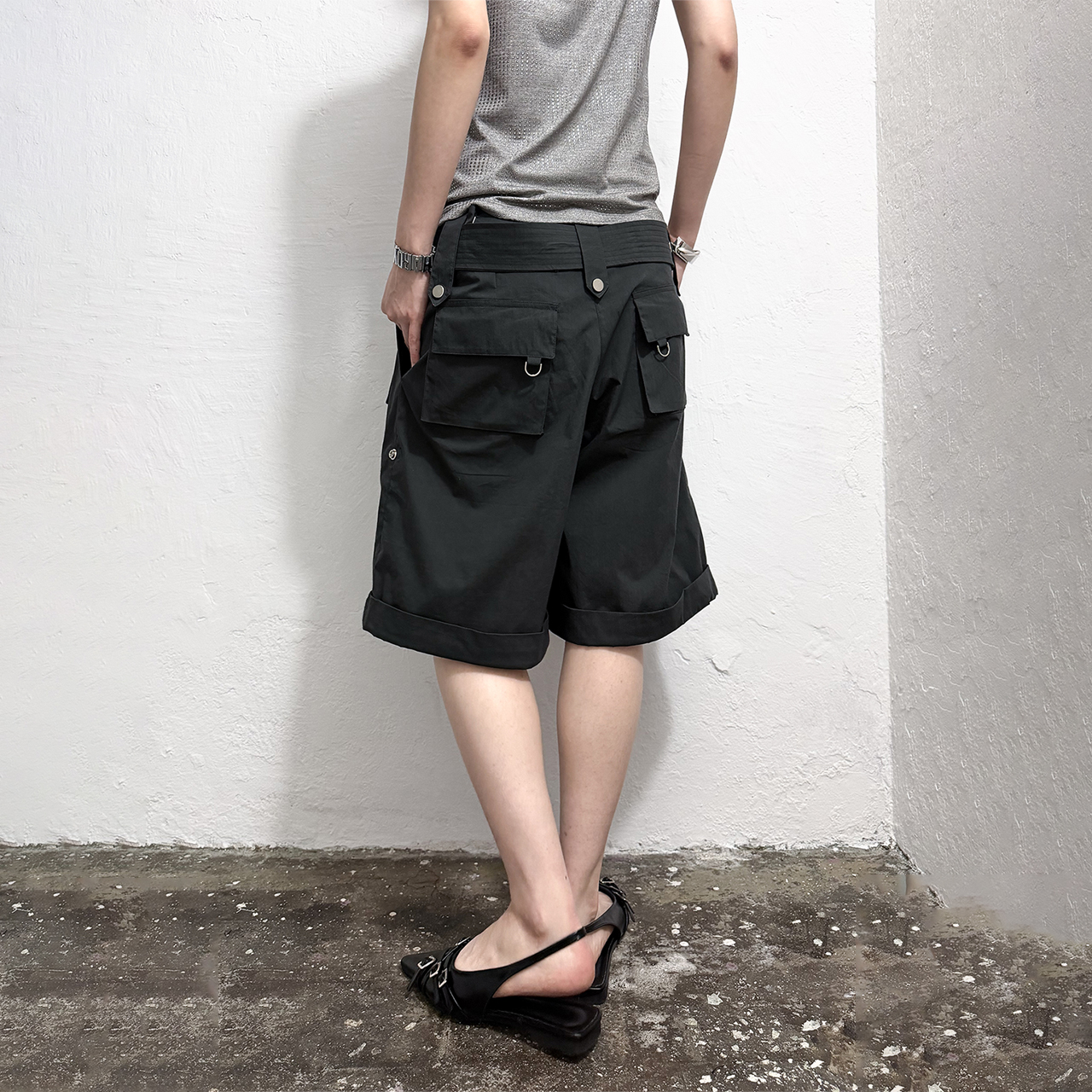 스틸레써디 레이스업 카고 커프 쇼츠 그레이(Still Lethardy Lace-up Cargo Cuff Shorts) - 5