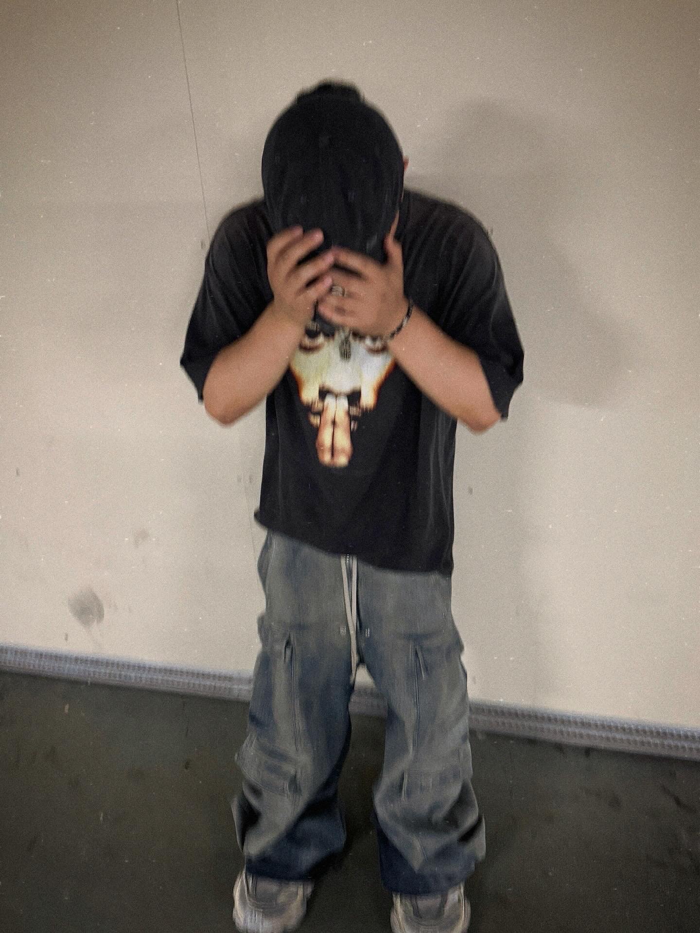 Saint Mxxxxxx x 2Pac S/S T-Shirt Black - 25SS 착용 스타일