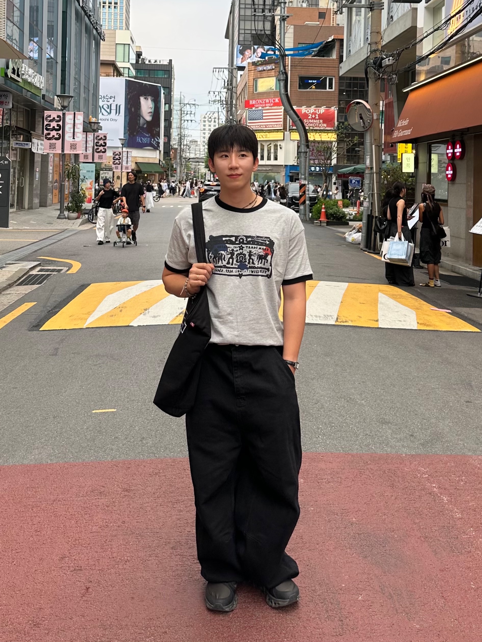 Thevinylhouse Cowboy Pictogram Ringer Tee Grey, On Running x Post Archive Faction (Paf) Cloudmonster 2 Thorn Brown 착용 스타일 - 2
